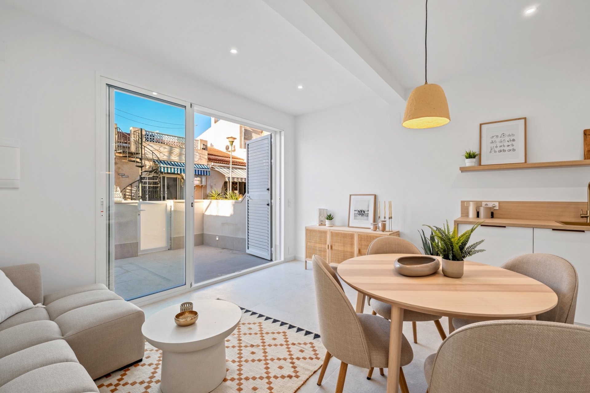 Перепродажа - Вилла / Полуотдельная - Torrevieja - El chaparral