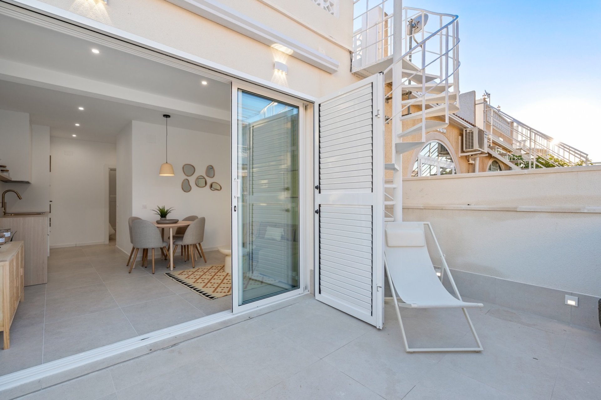 Перепродажа - Вилла / Полуотдельная - Torrevieja - El chaparral