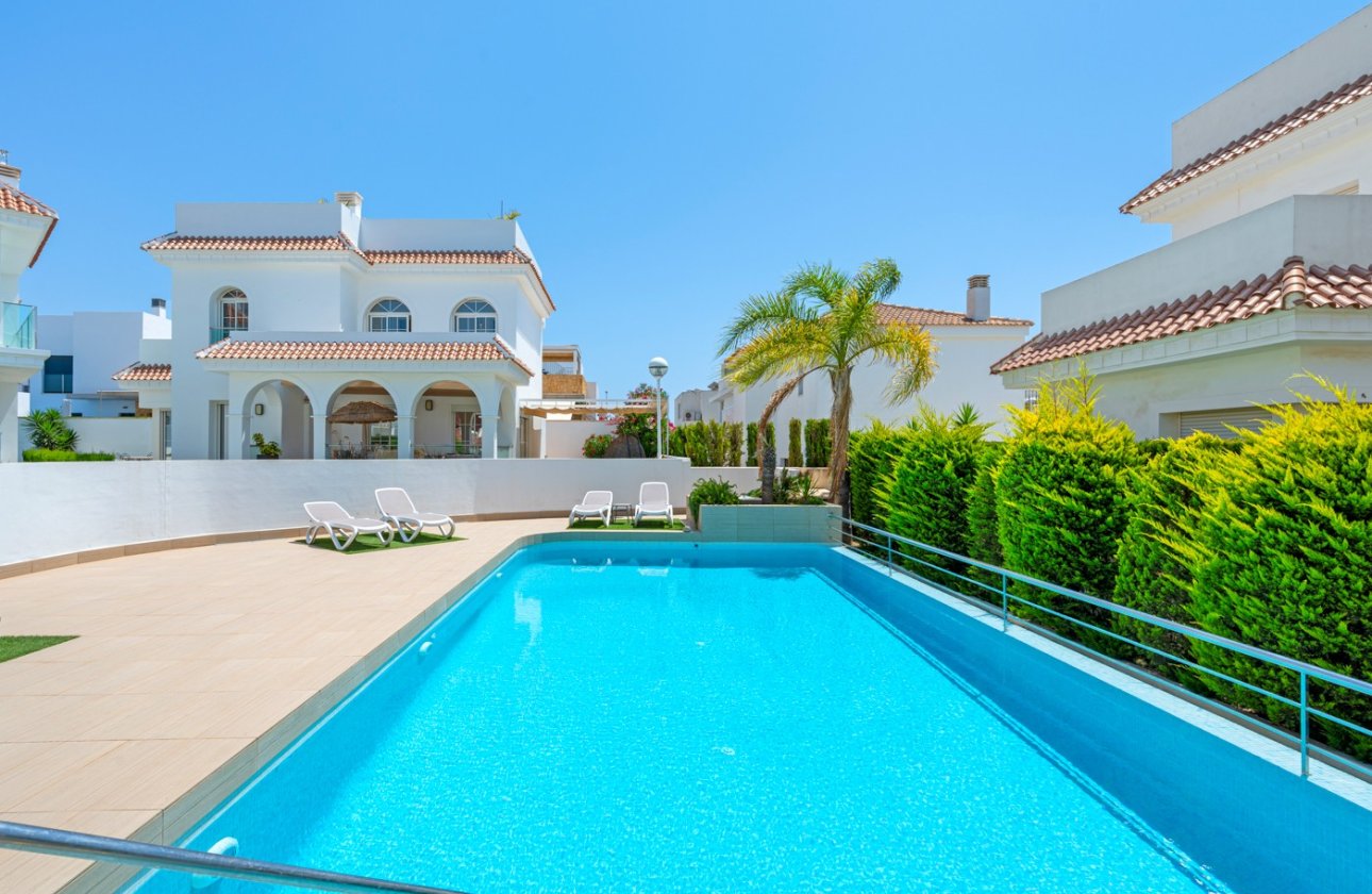 Перепродажа - Villa - Rojales - Ciudad Quesada