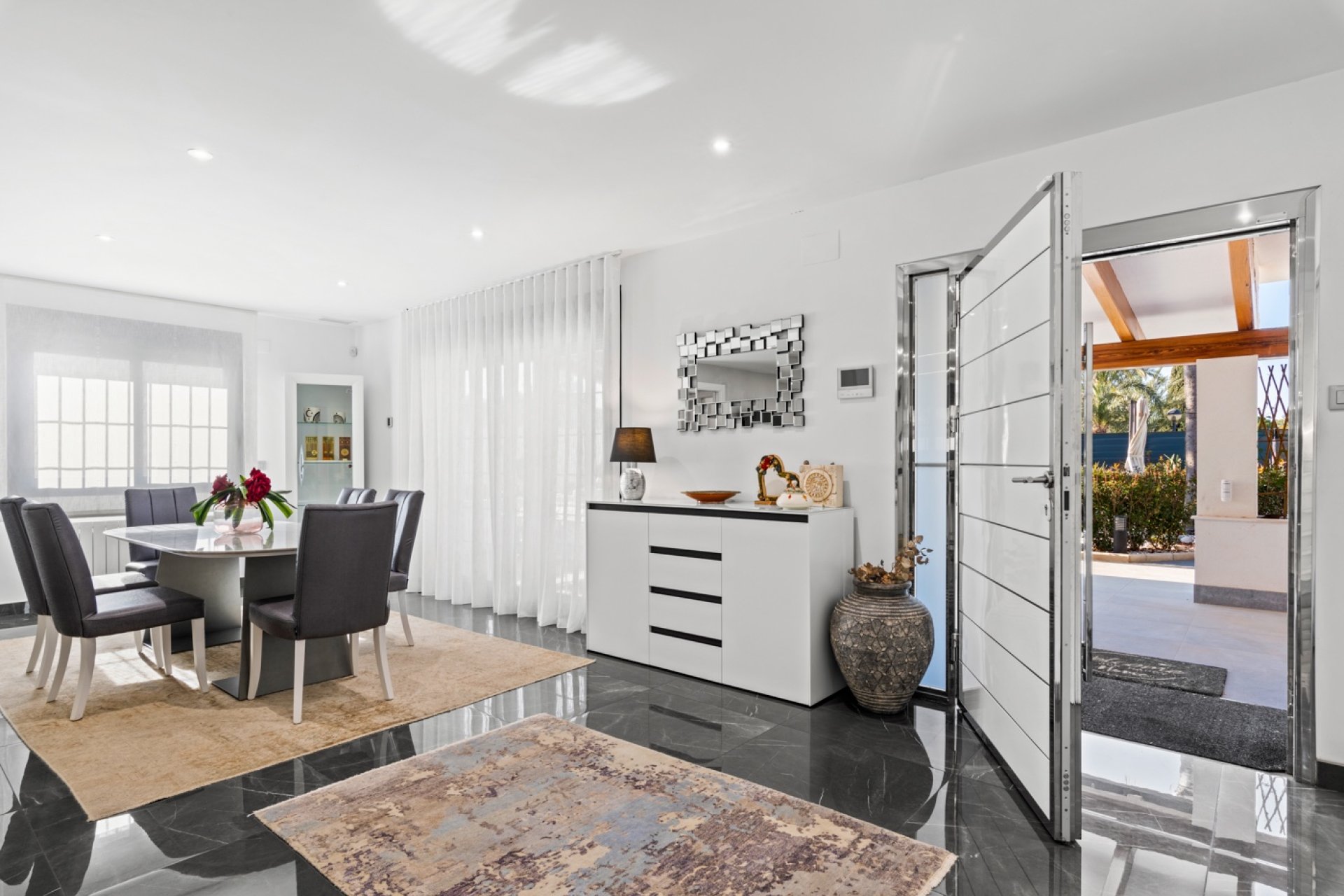 Перепродажа - Villa - San Juan Alicante - Frank Espinós