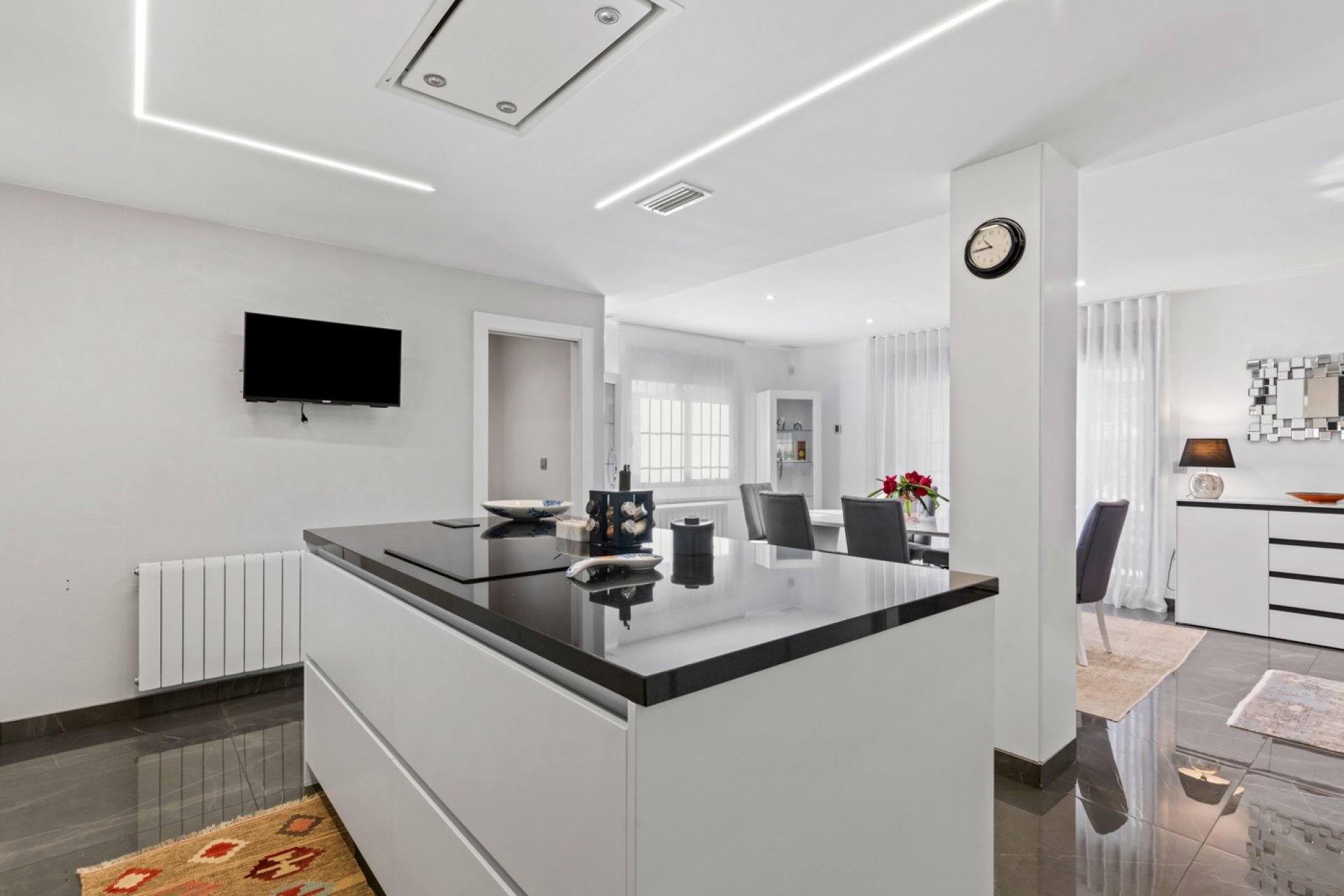 Перепродажа - Villa - San Juan Alicante - Frank Espinós