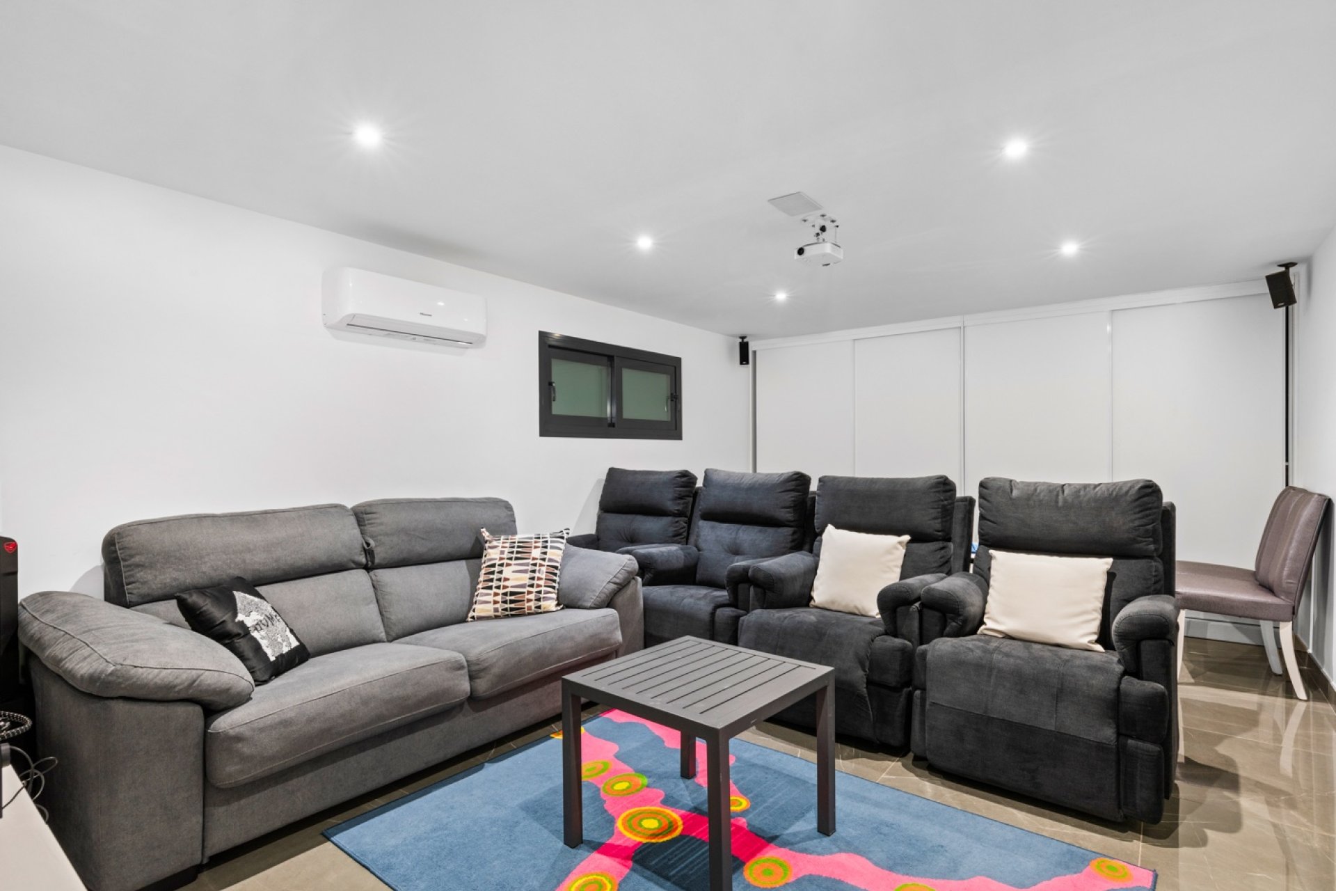 Перепродажа - Villa - San Juan Alicante - Frank Espinós
