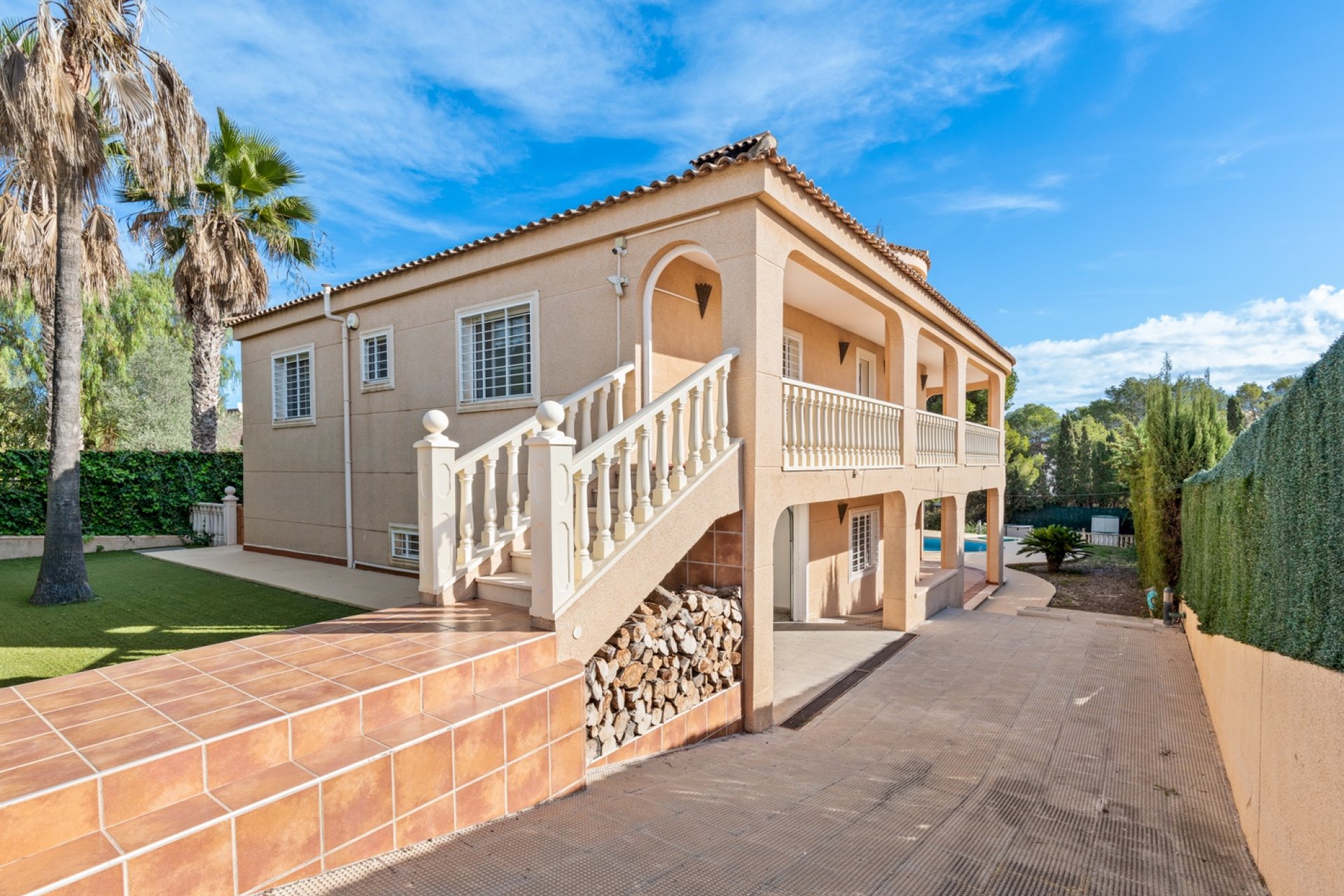 Перепродажа - Villa - Torrevieja - Los Balcones
