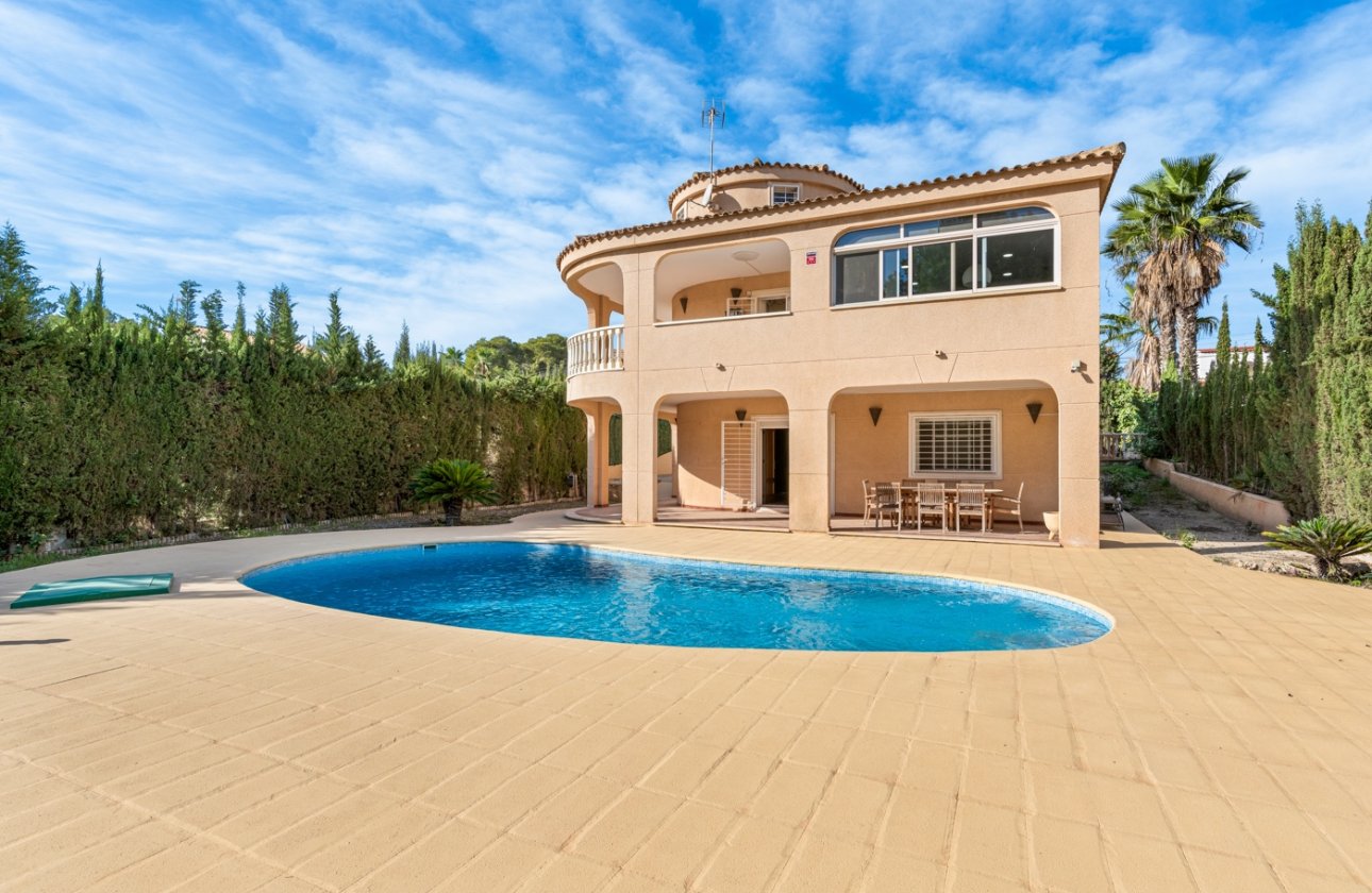 Перепродажа - Villa - Torrevieja - Los Balcones