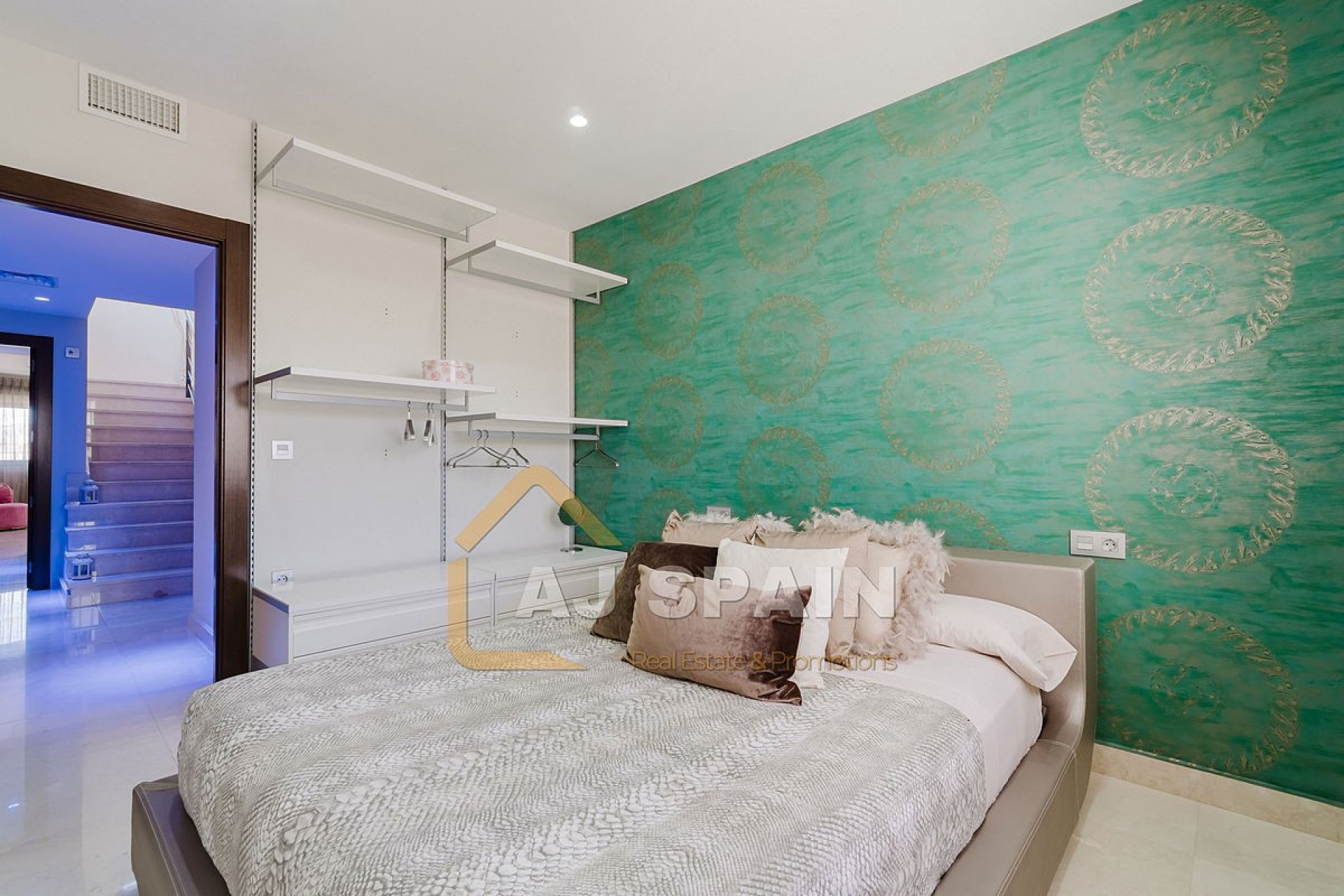 Resale - Apartment  - Fortuna