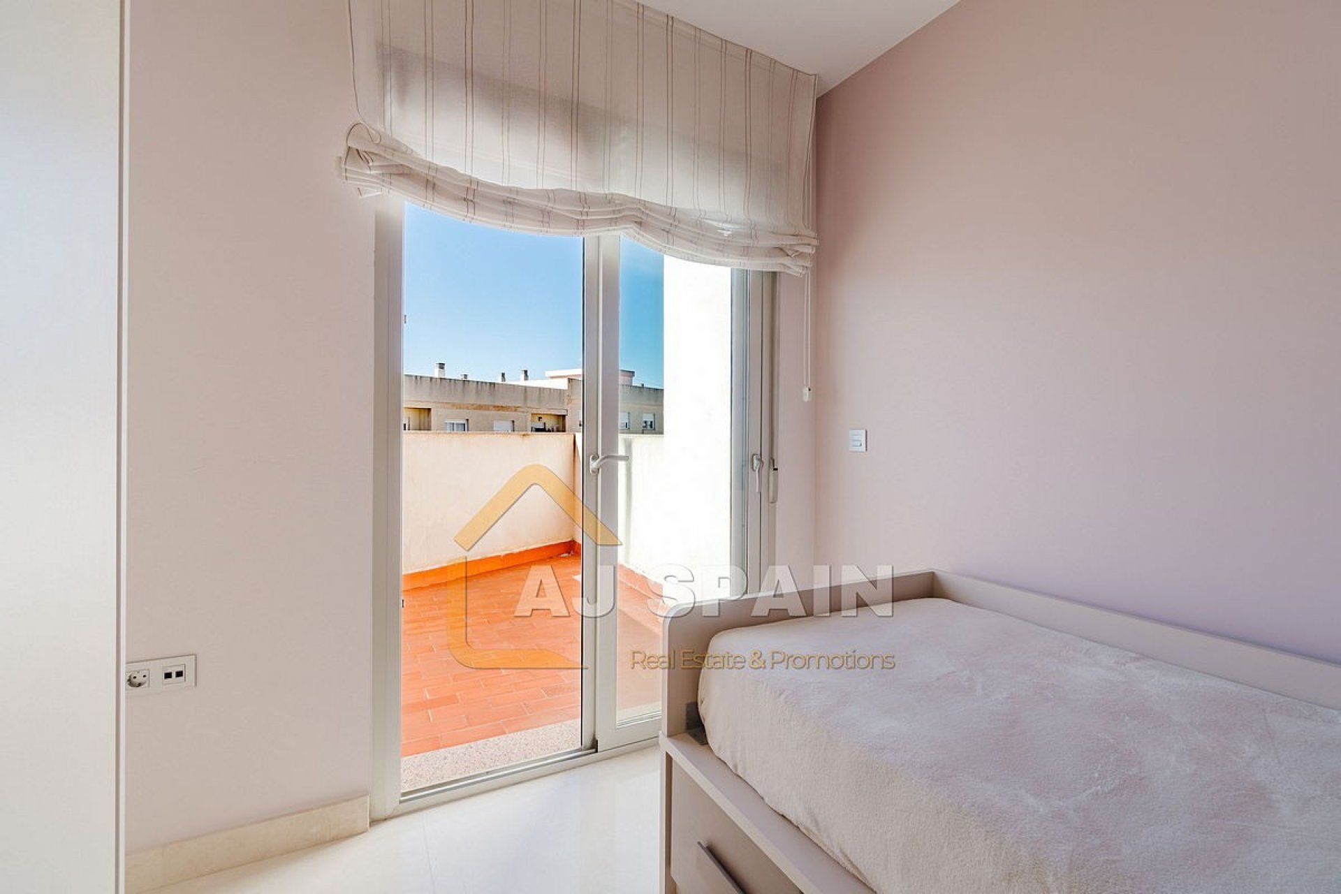Resale - Apartment  - Fortuna