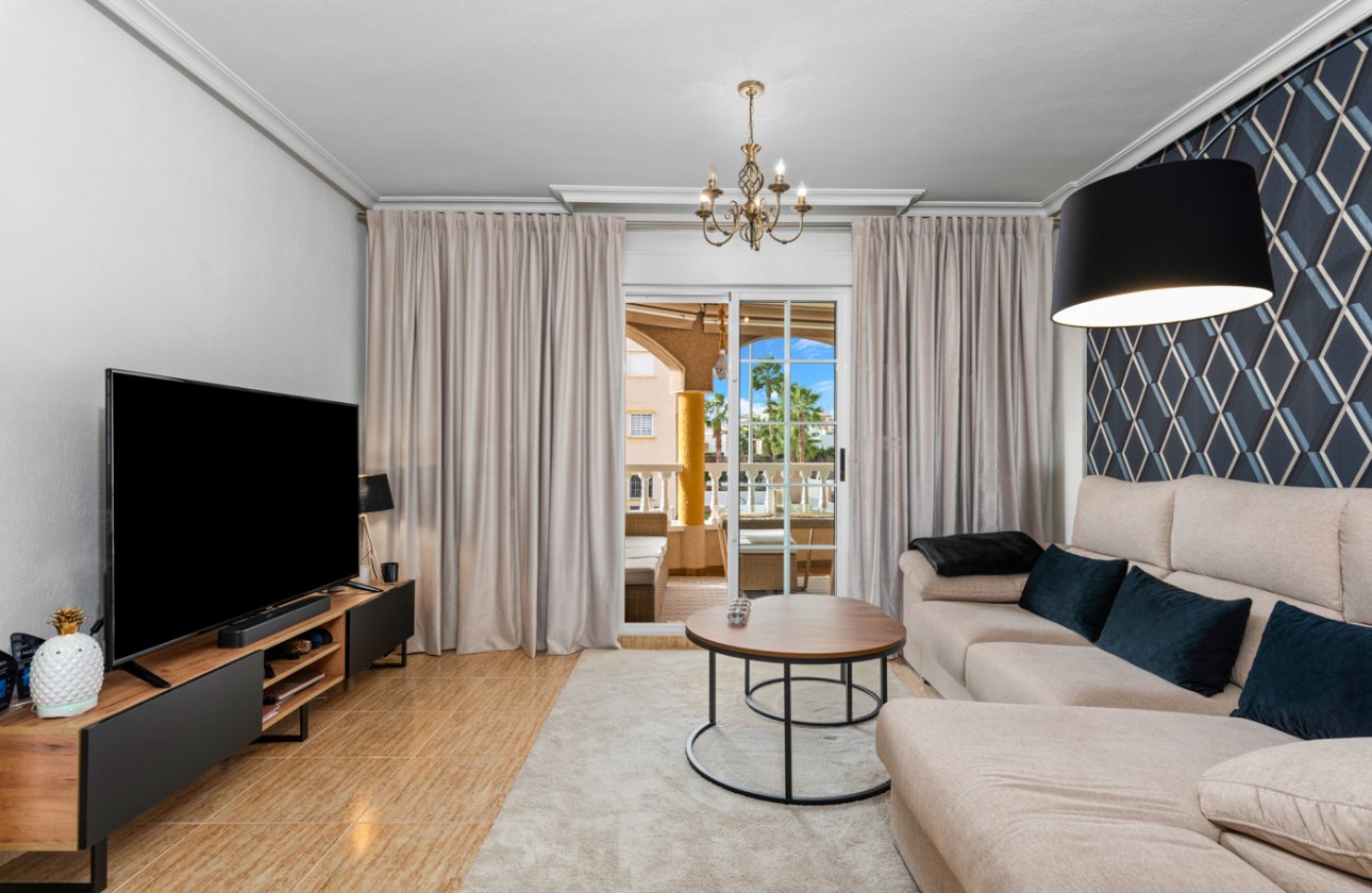 Resale - Apartment  - Orihuela Costa - Lomas de Cabo Roig