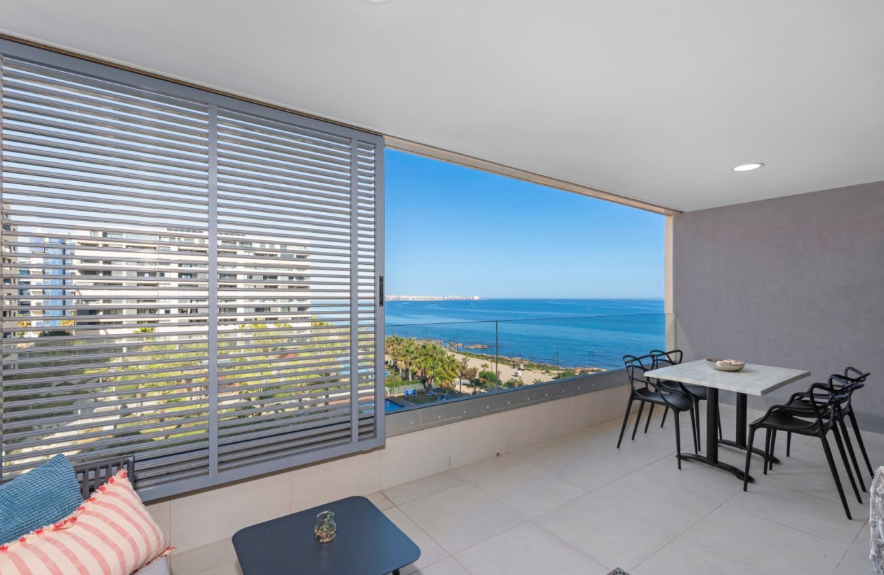Resale - Apartment  - Orihuela Costa - Punta Prima