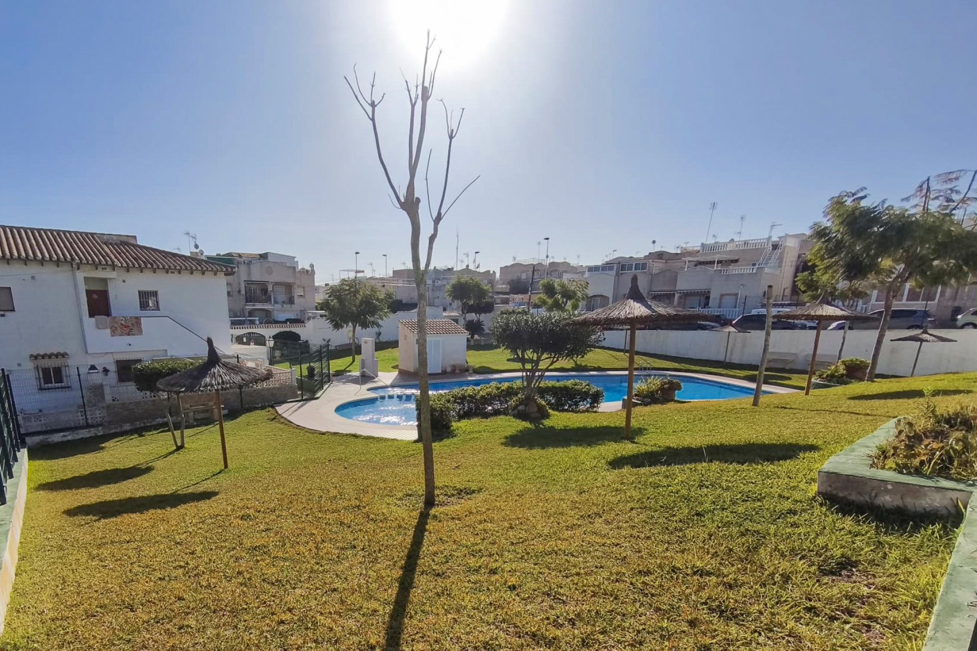 Resale - Apartment  - Torrevieja - Lago jardin