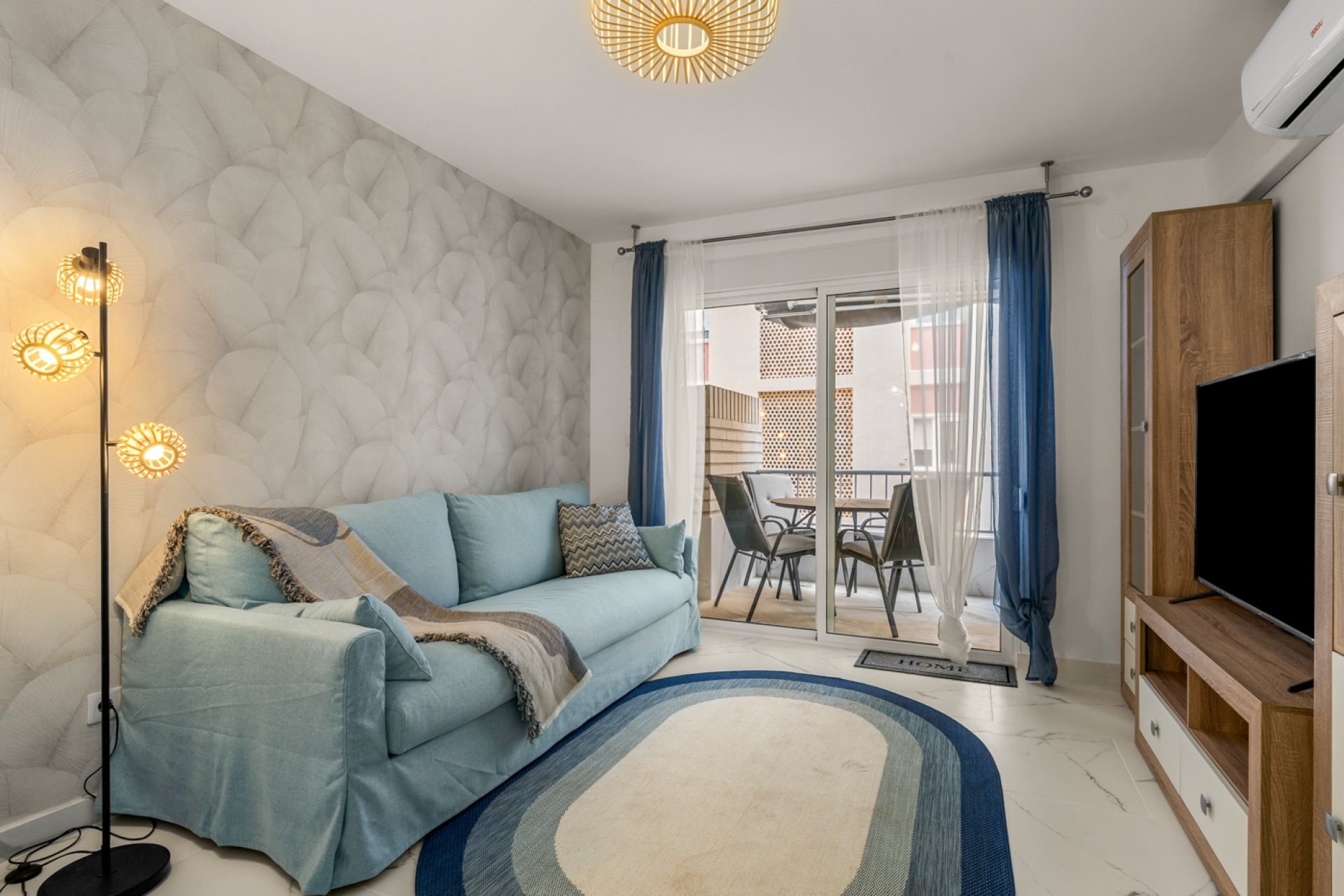 Resale - Apartment  - Torrevieja - Playa de El Cura