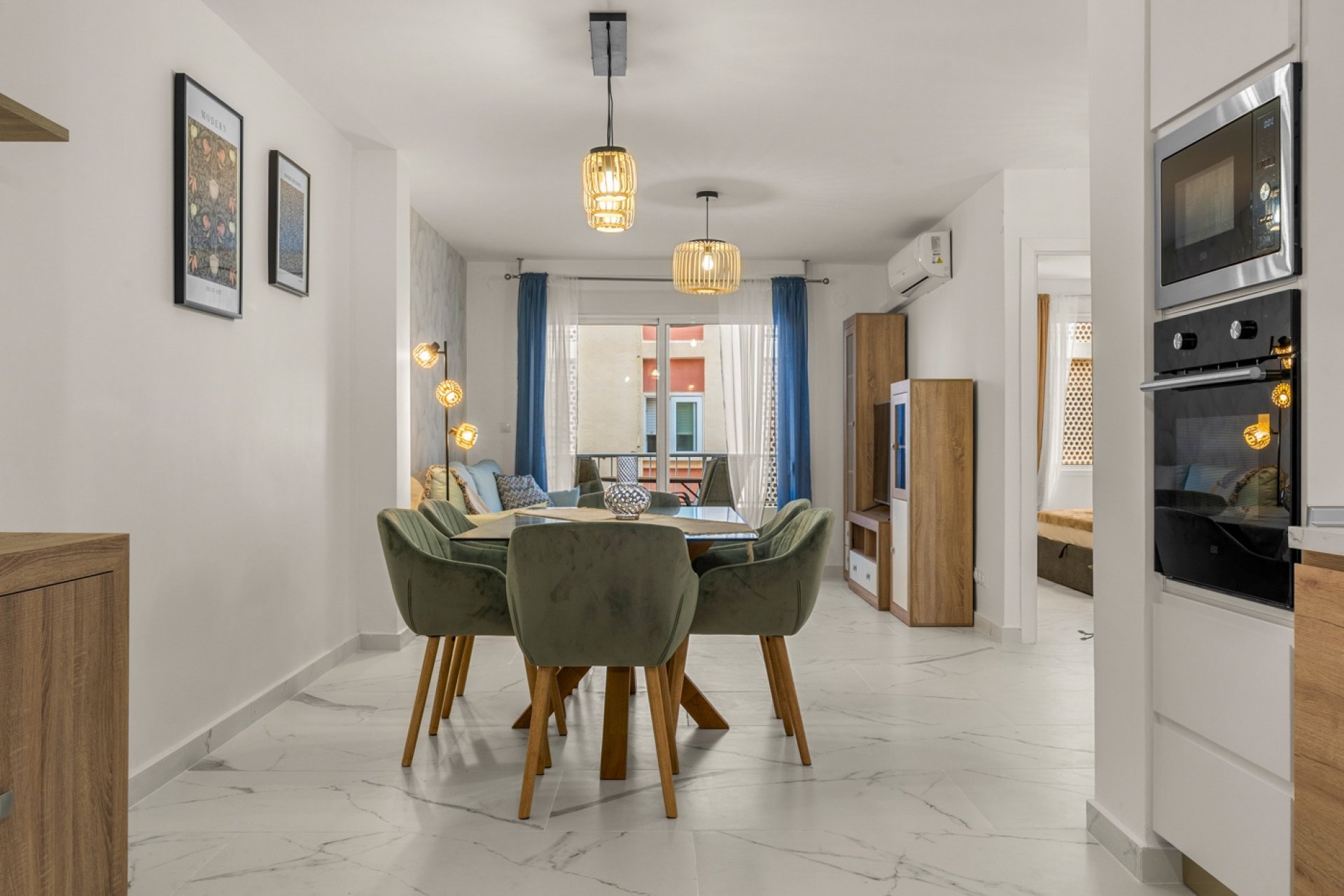 Resale - Apartment  - Torrevieja - Playa de El Cura