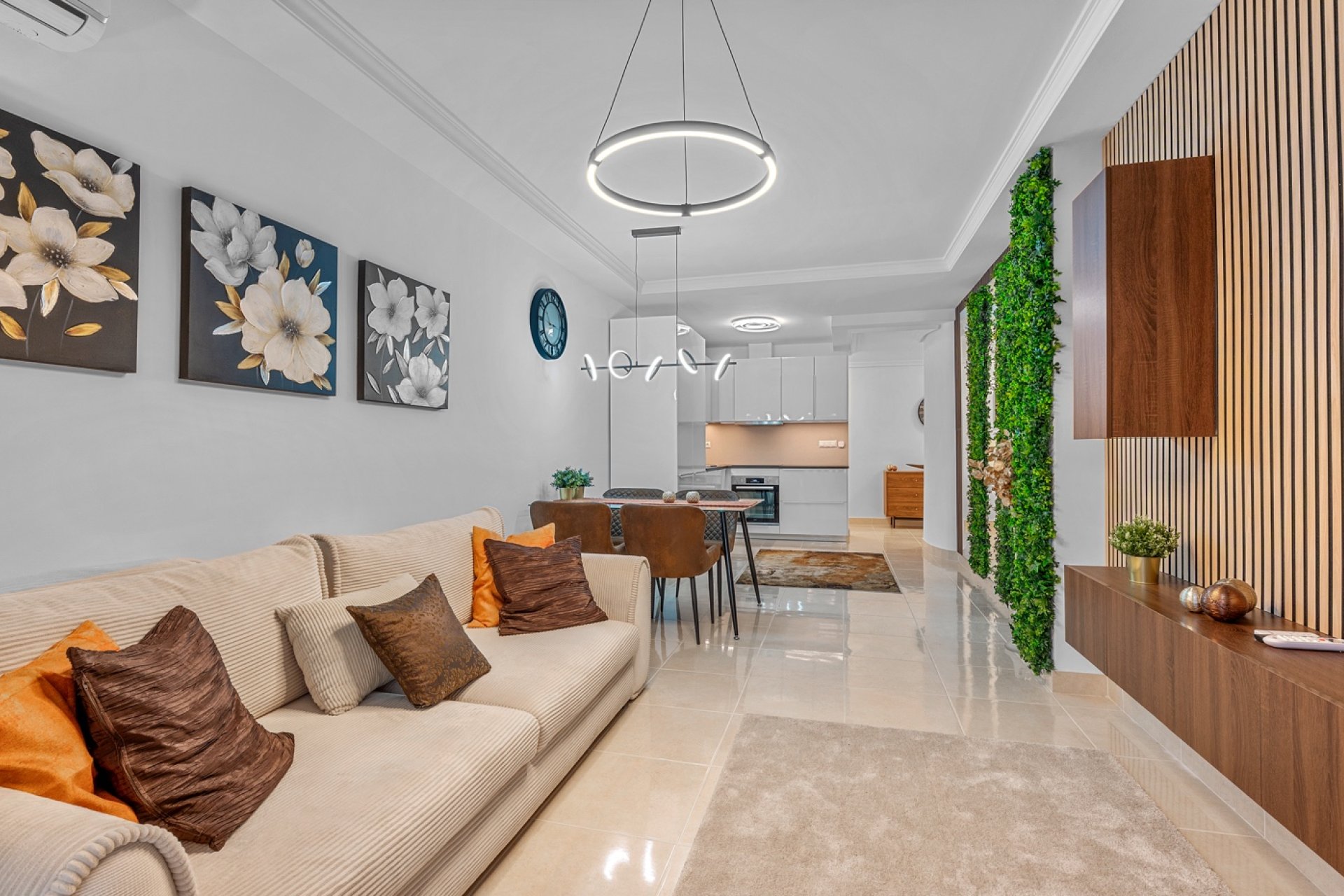 Resale - Apartment  - Torrevieja - Playa del Cura