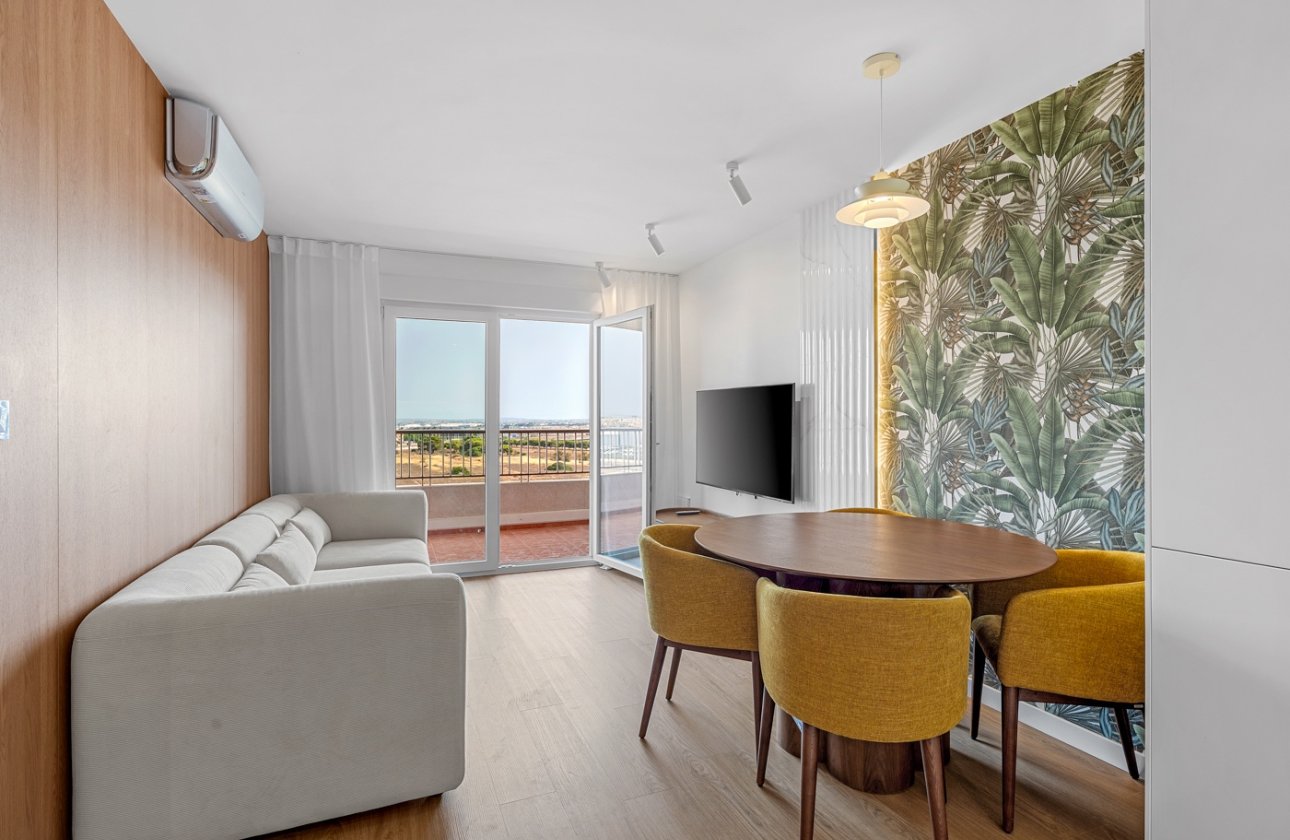 Resale - Apartment  - Torrevieja - Punta Prima