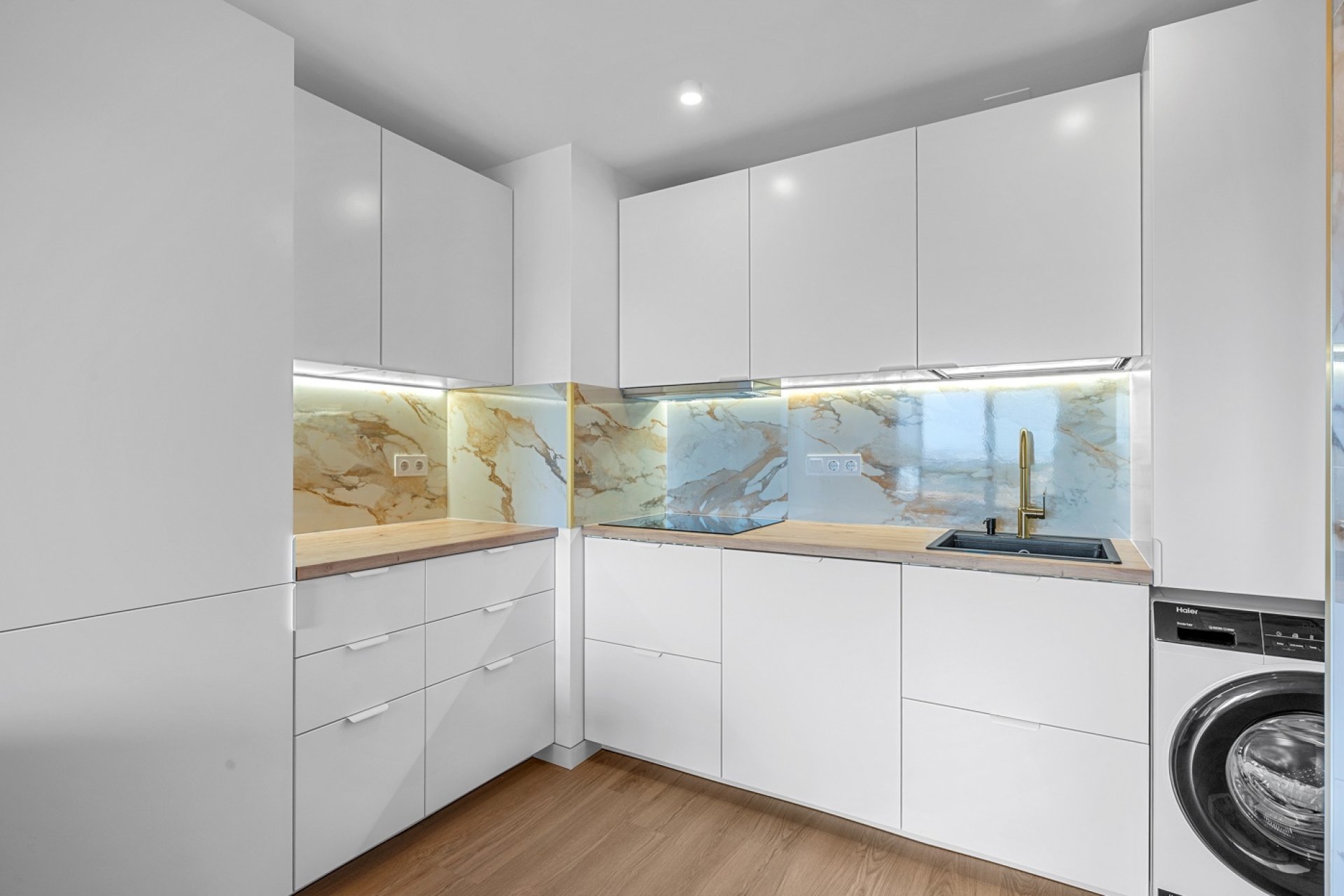 Resale - Apartment  - Torrevieja - Punta Prima