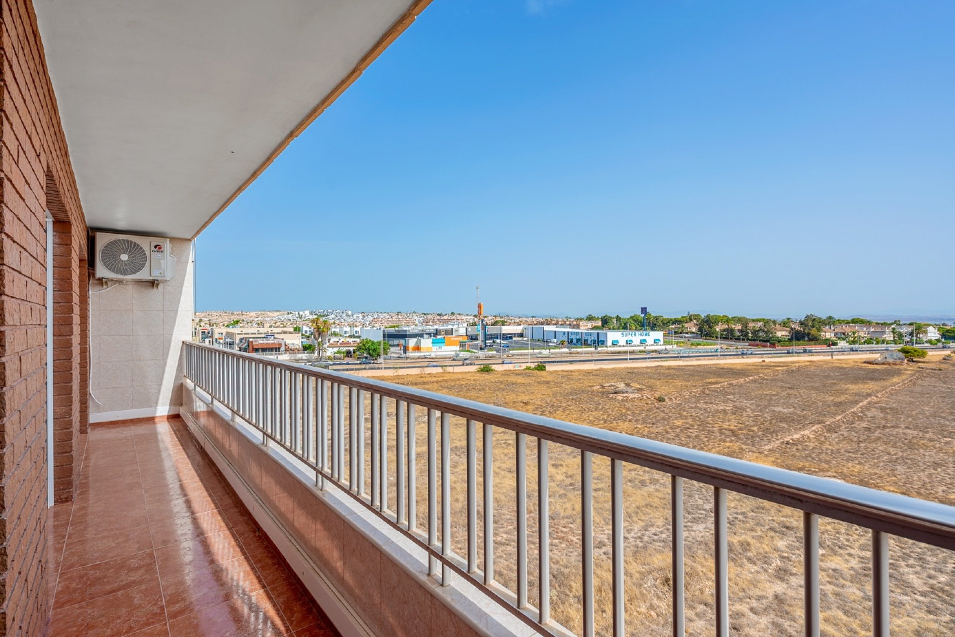 Resale - Apartment  - Torrevieja - Punta Prima