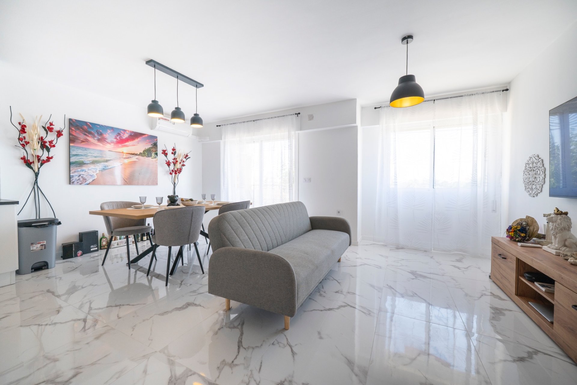 Resale - Apartment  - Torrevieja - Punta Prima