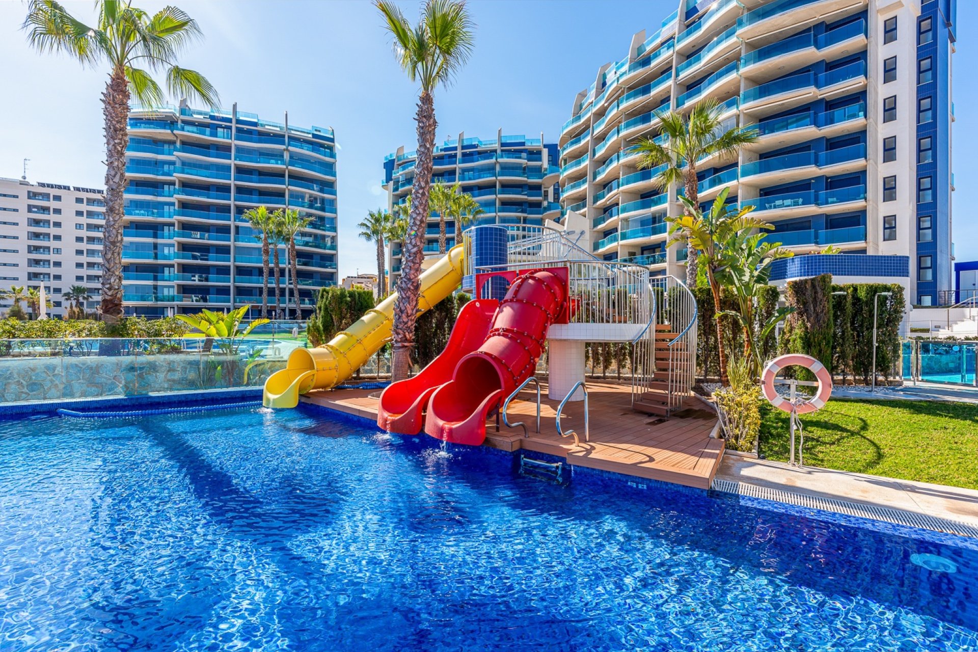 Resale - Apartment  - Torrevieja - Punta Prima