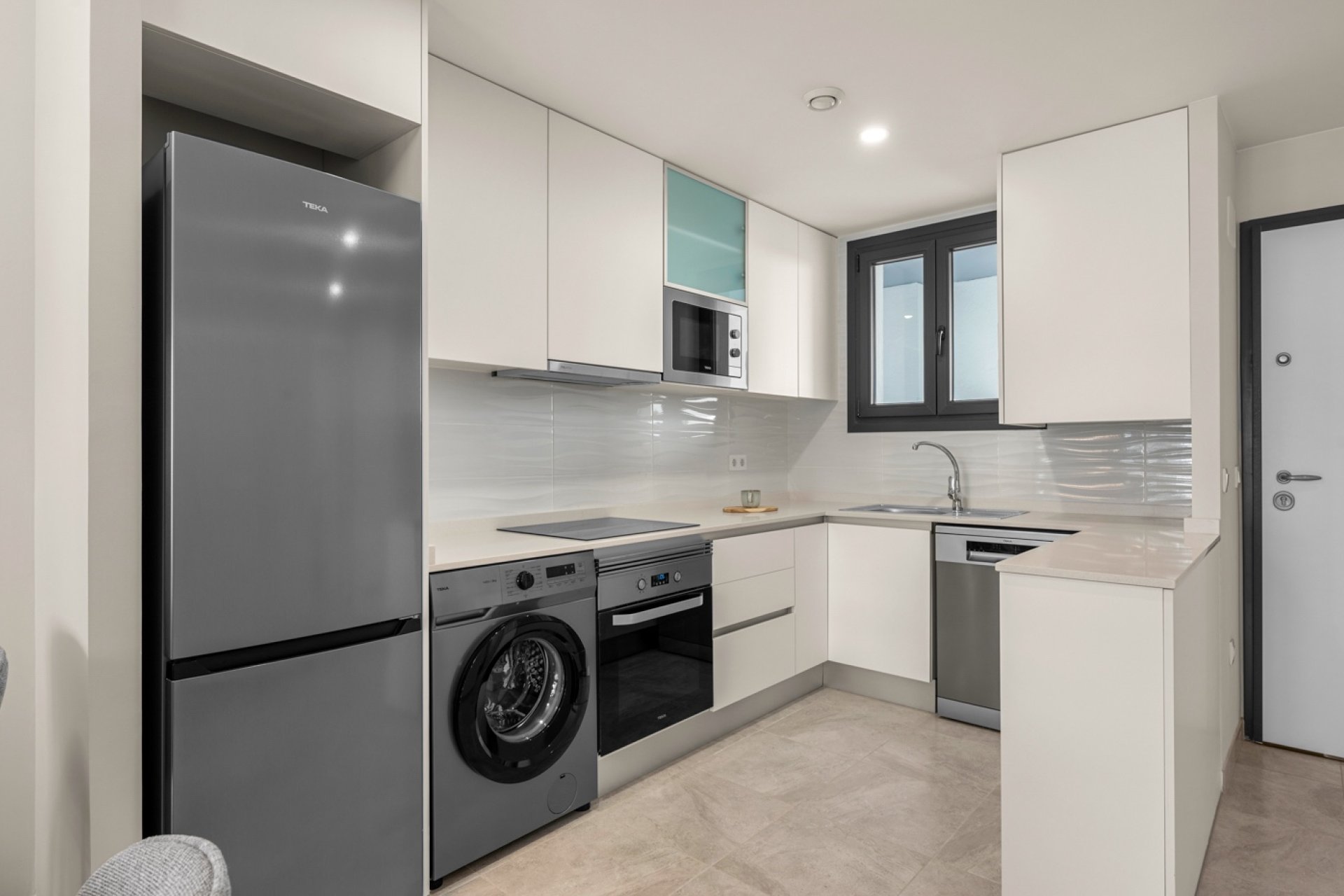 Resale - Apartment  - Villamartín
