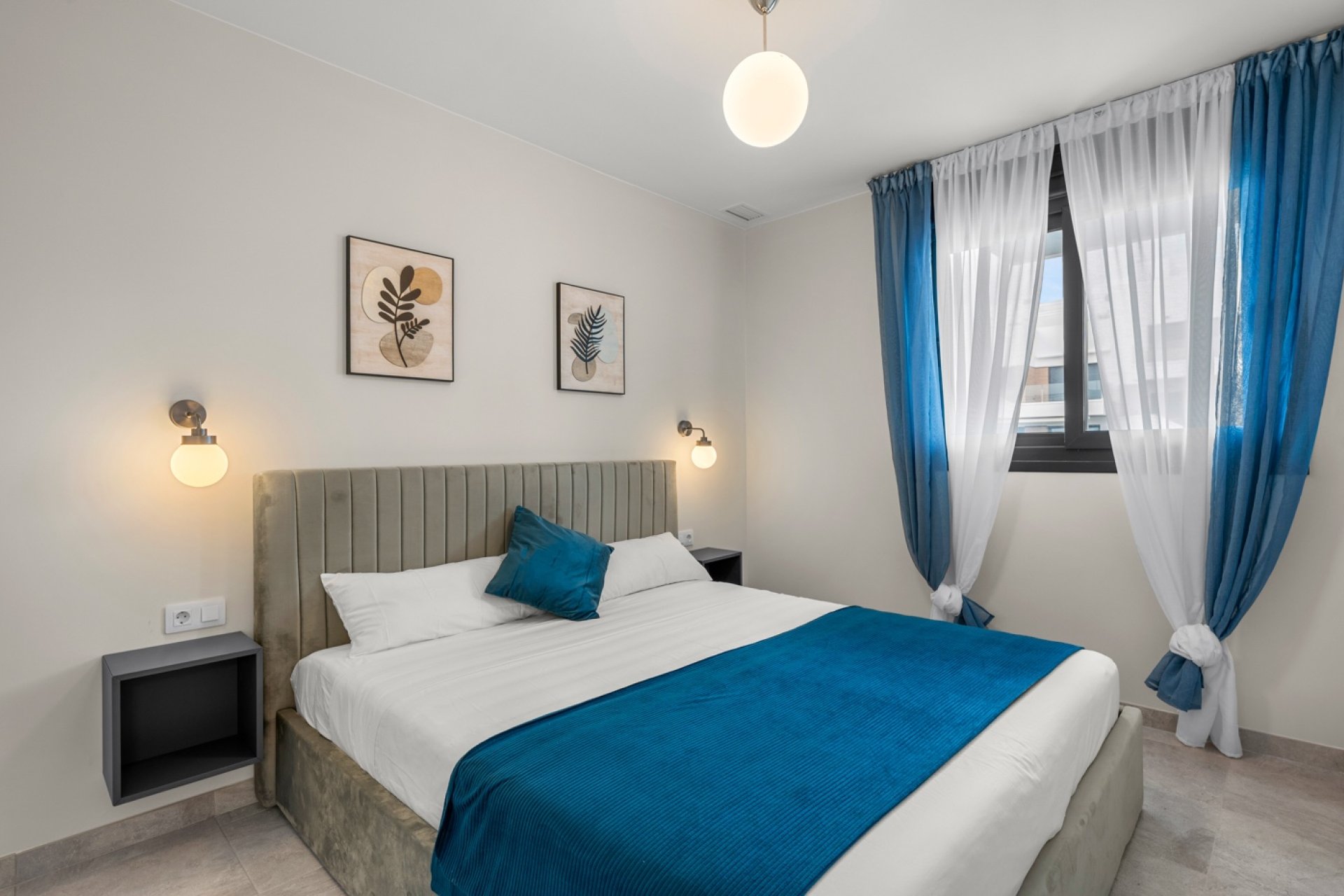 Resale - Apartment  - Villamartín