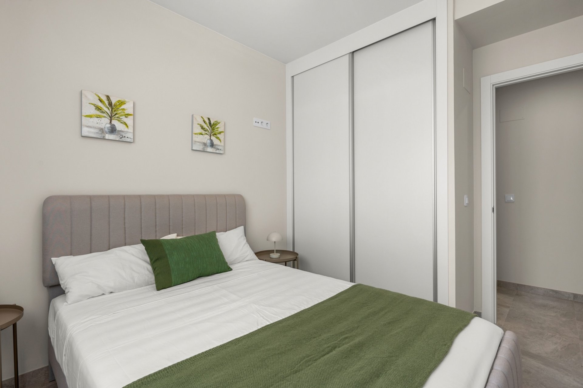 Resale - Apartment  - Villamartín
