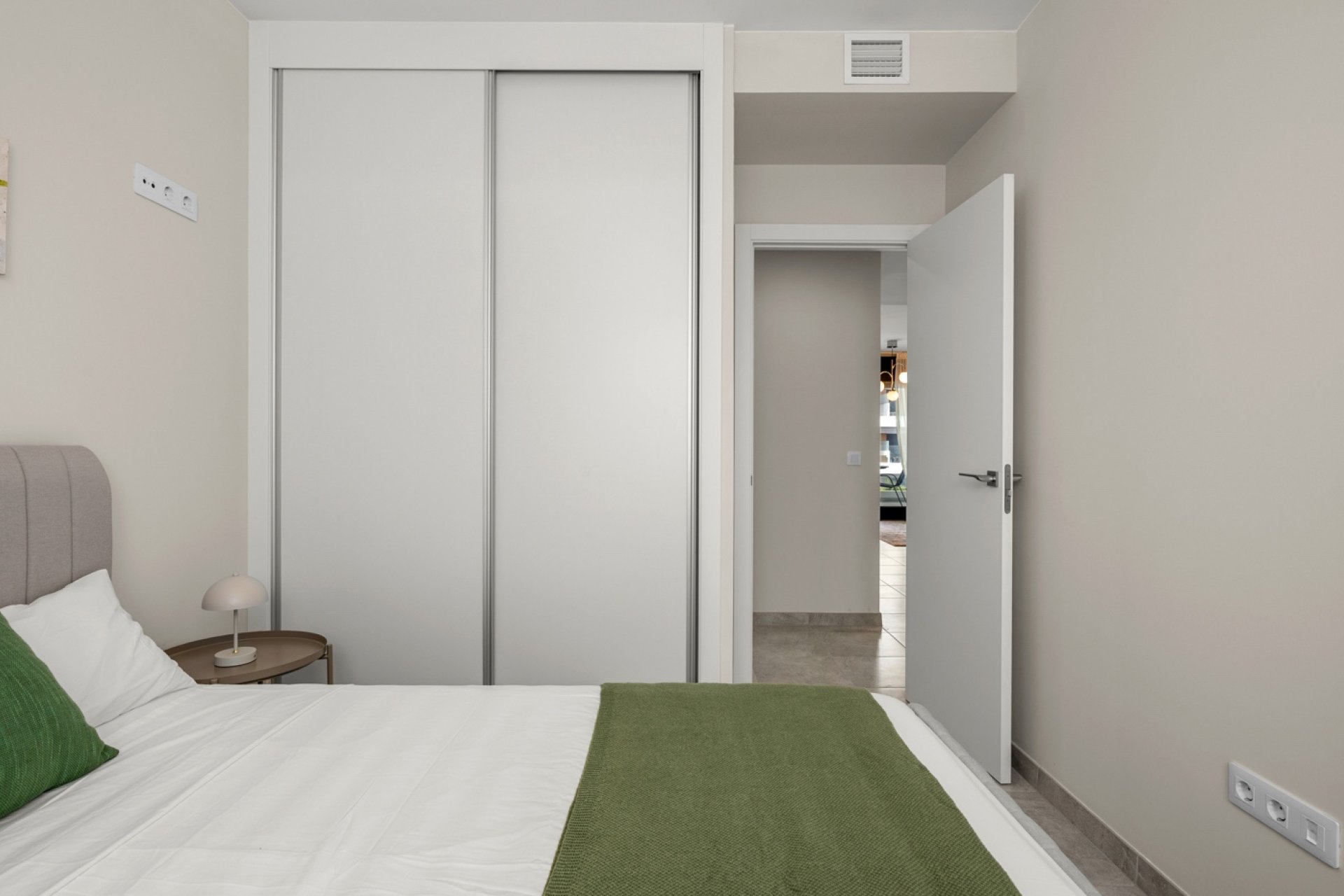 Resale - Apartment  - Villamartín