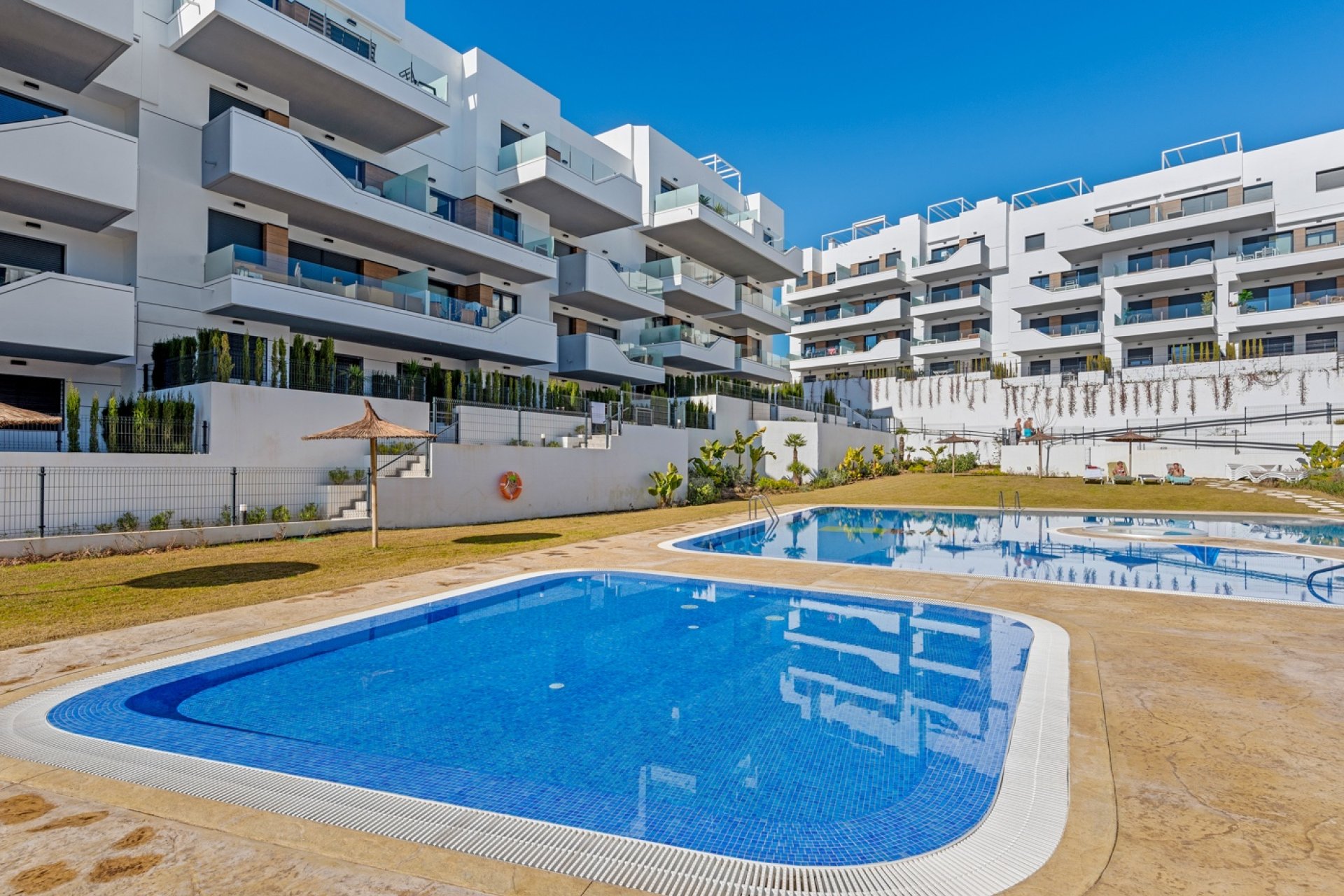 Resale - Apartment  - Villamartín