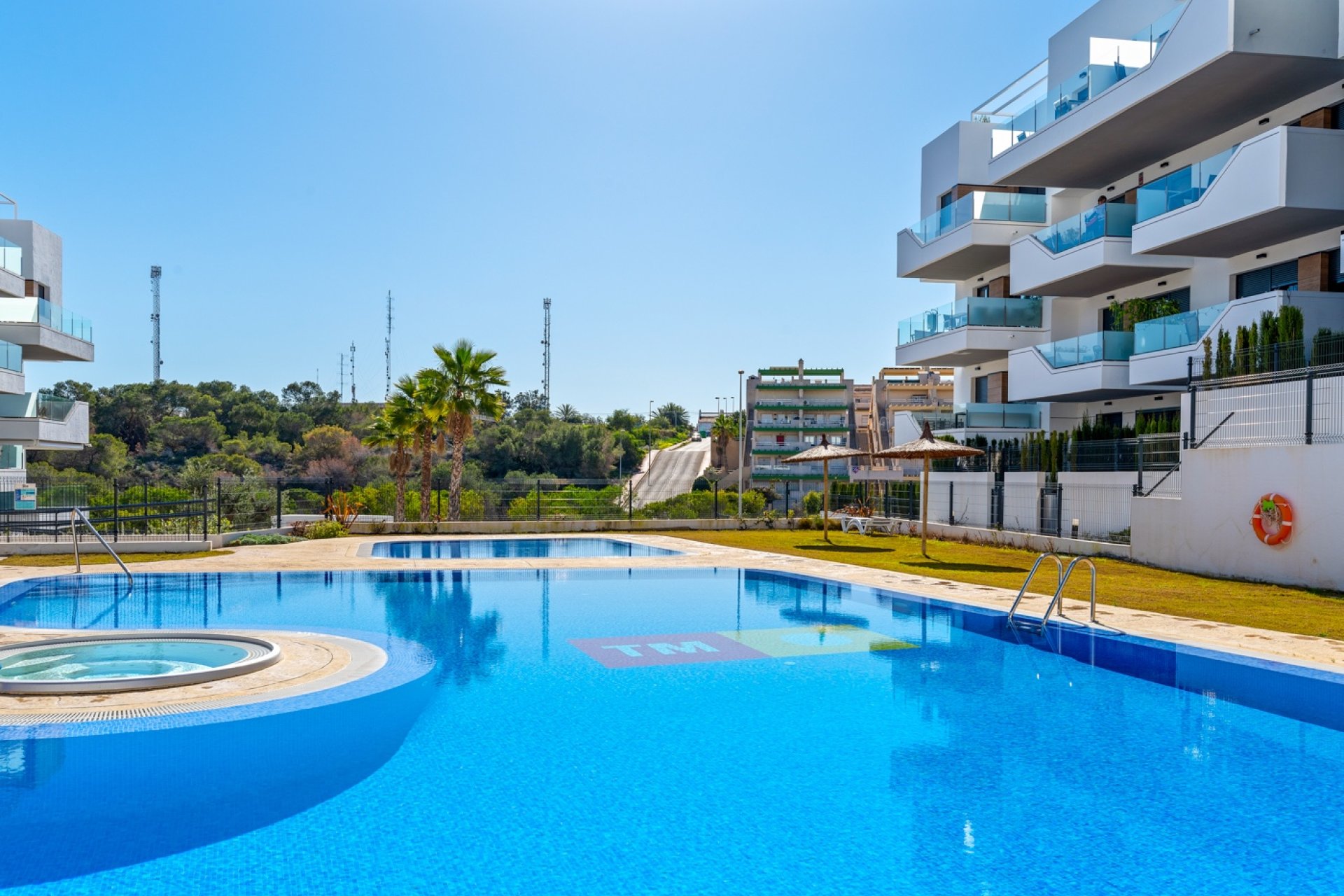 Resale - Apartment  - Villamartín