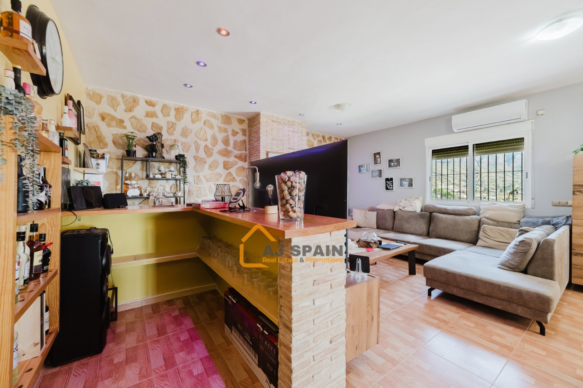 Resale - Country Estate - Fortuna - 
