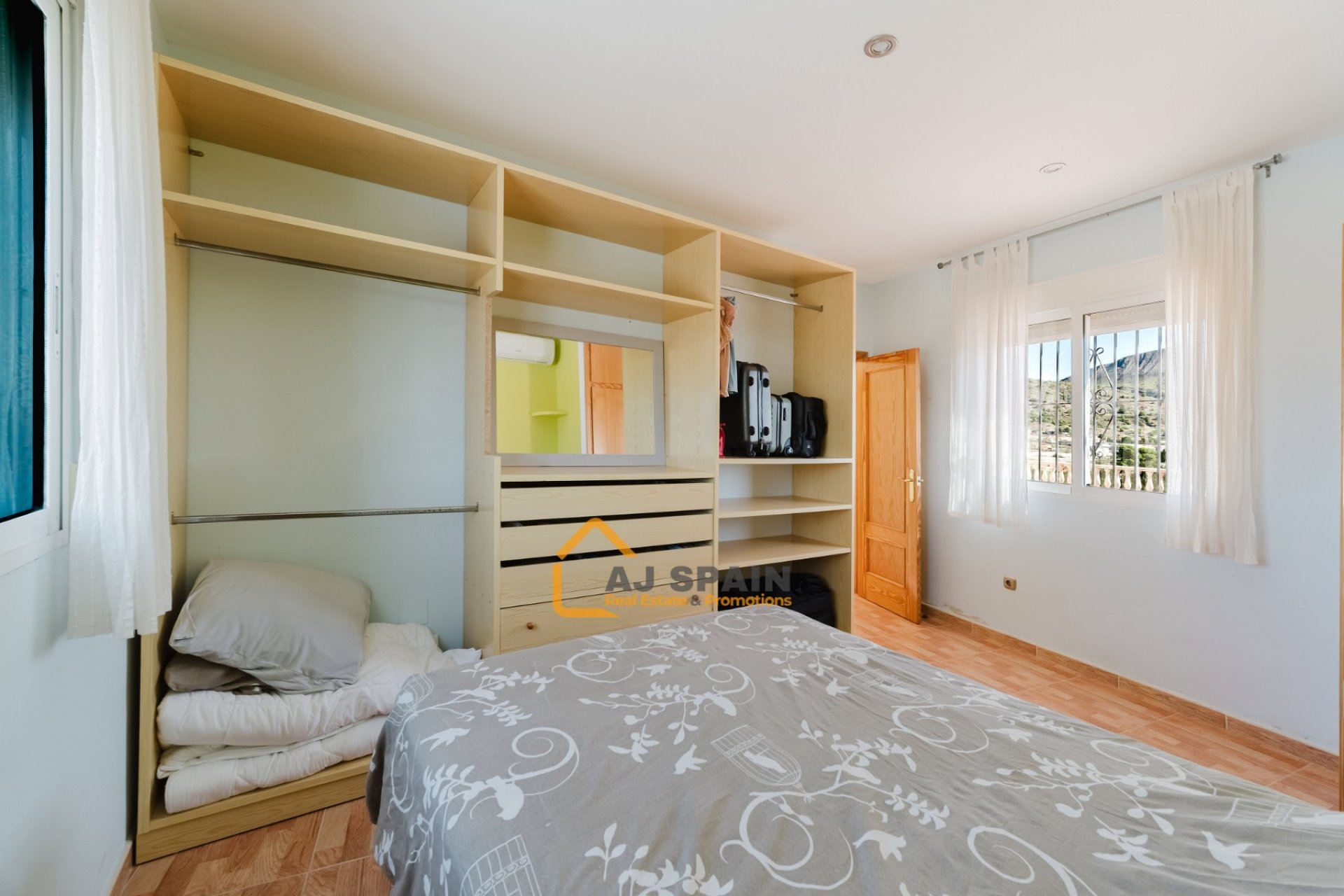 Resale - Country Estate - Fortuna - 