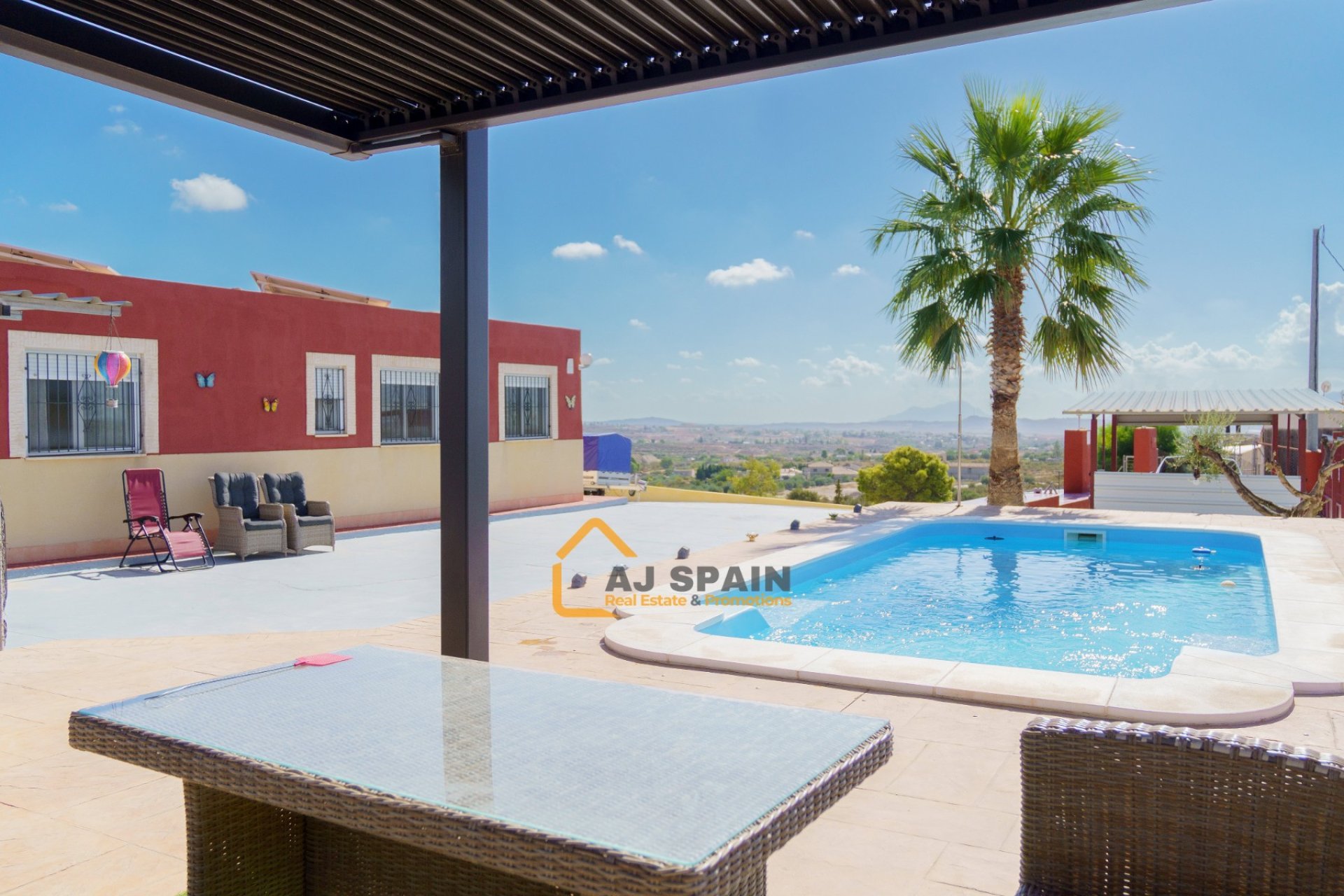Resale - Country Estate - Fortuna - 