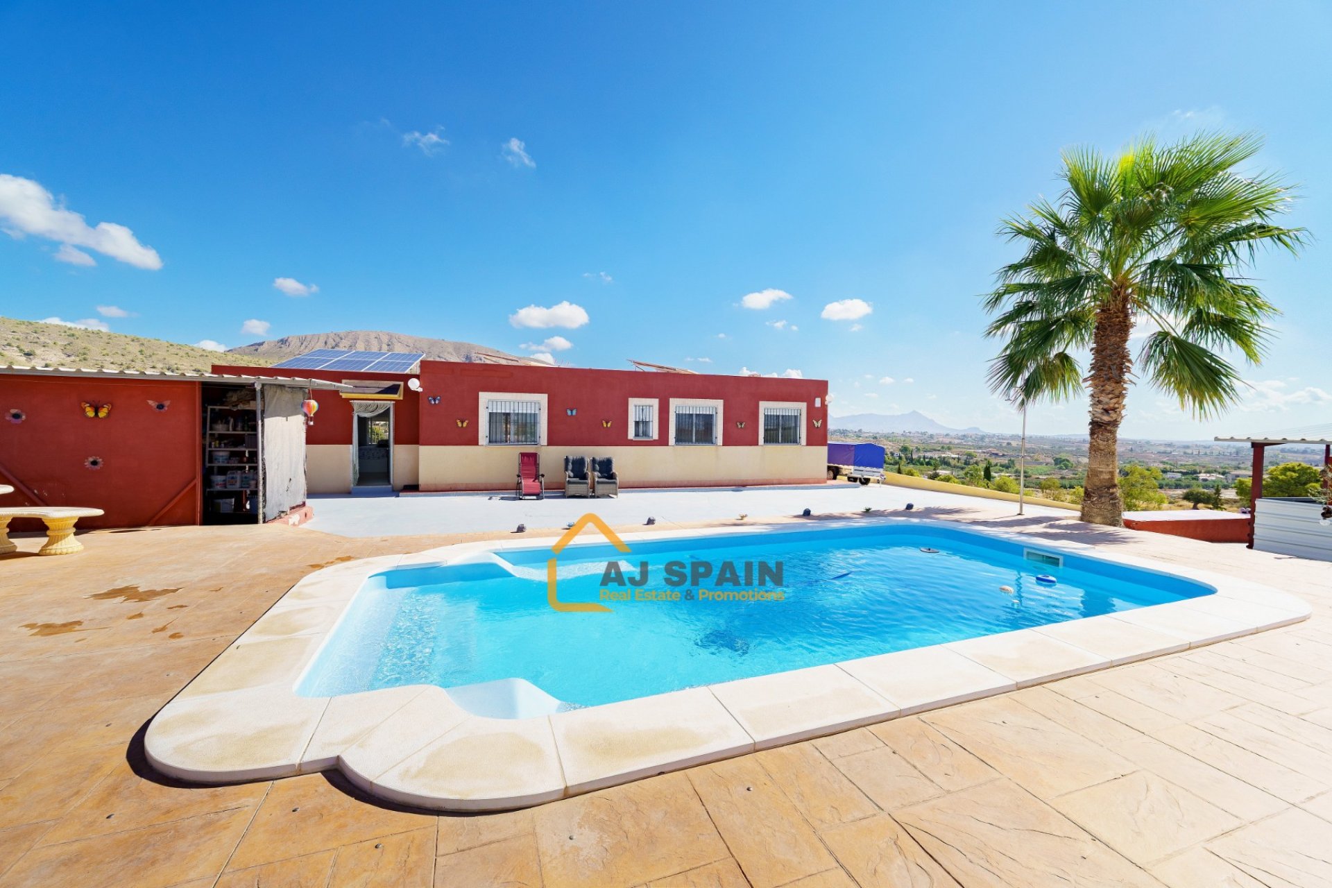 Resale - Country Estate - Fortuna - 