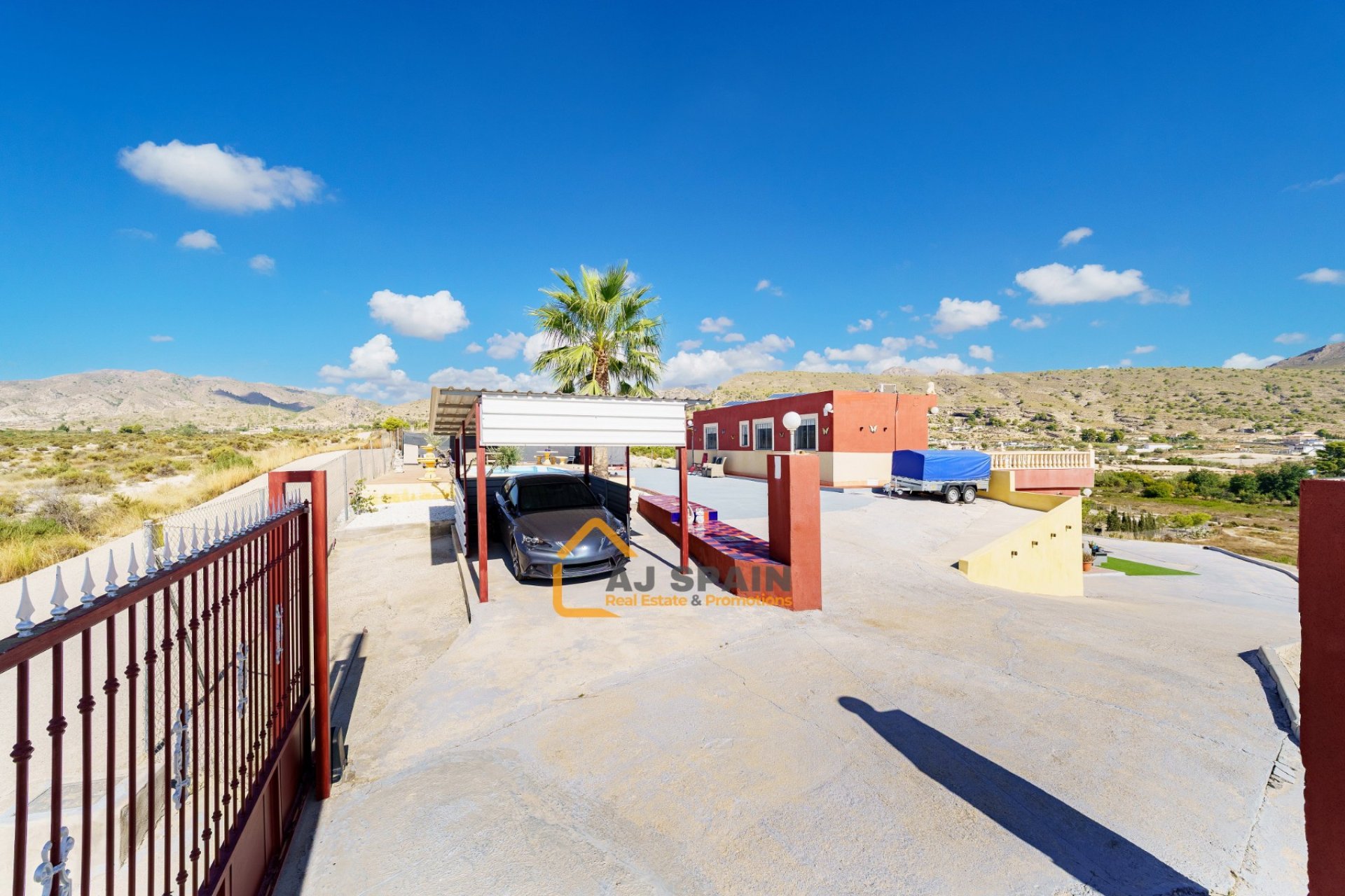 Resale - Country Estate - Fortuna - 