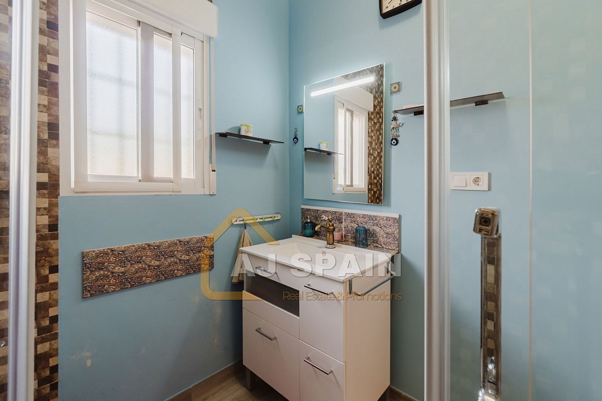 Resale - Country Estate - Fortuna