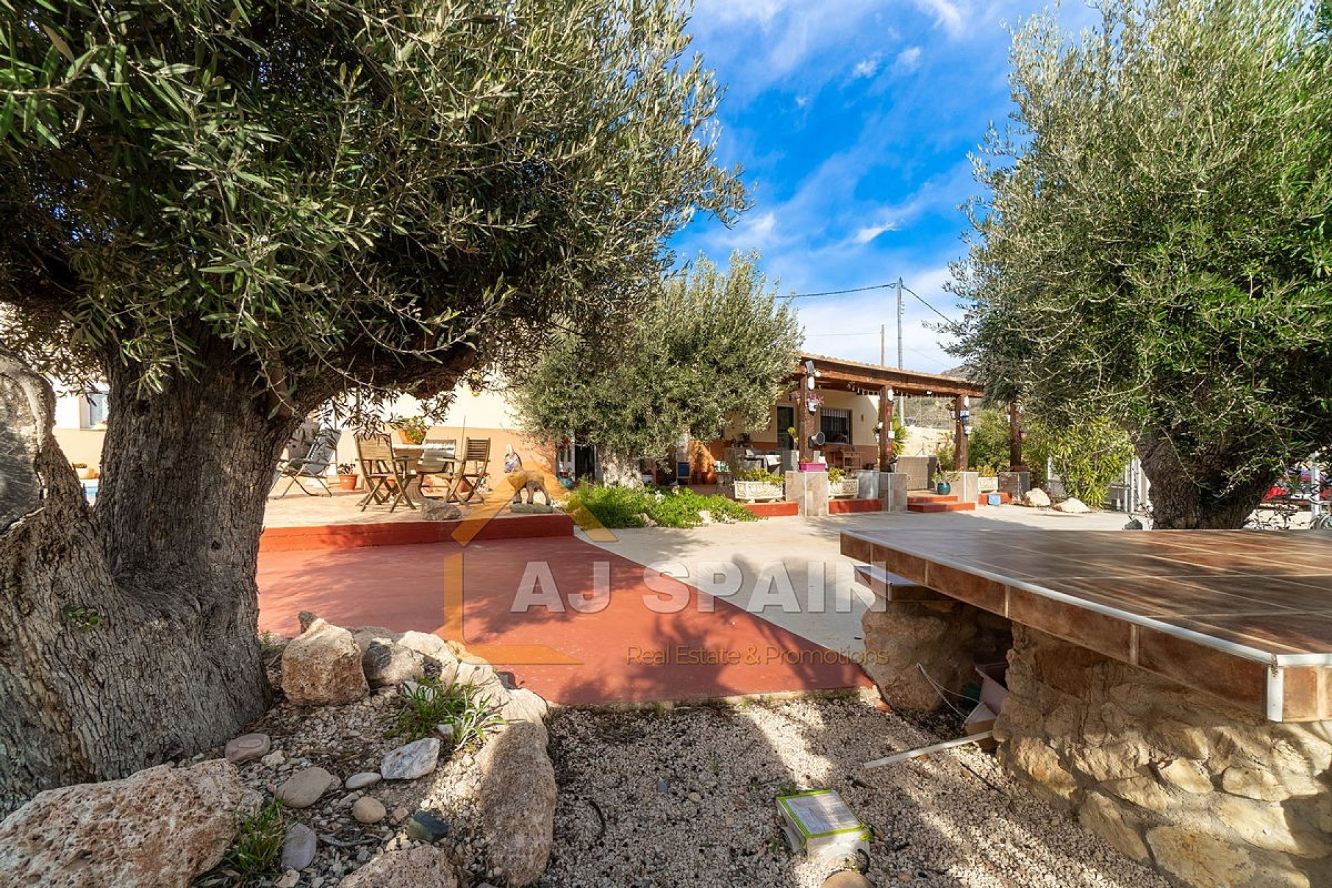 Resale - Country Estate - Fortuna