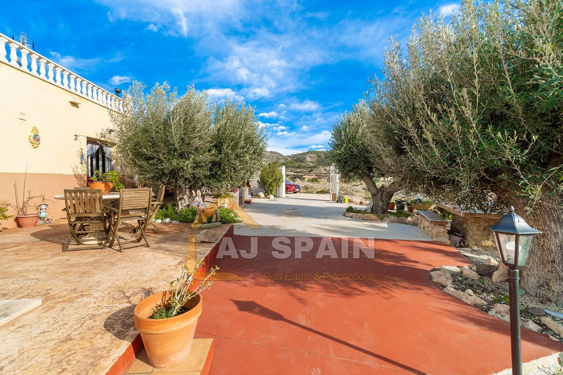 Resale - Country Estate - Fortuna