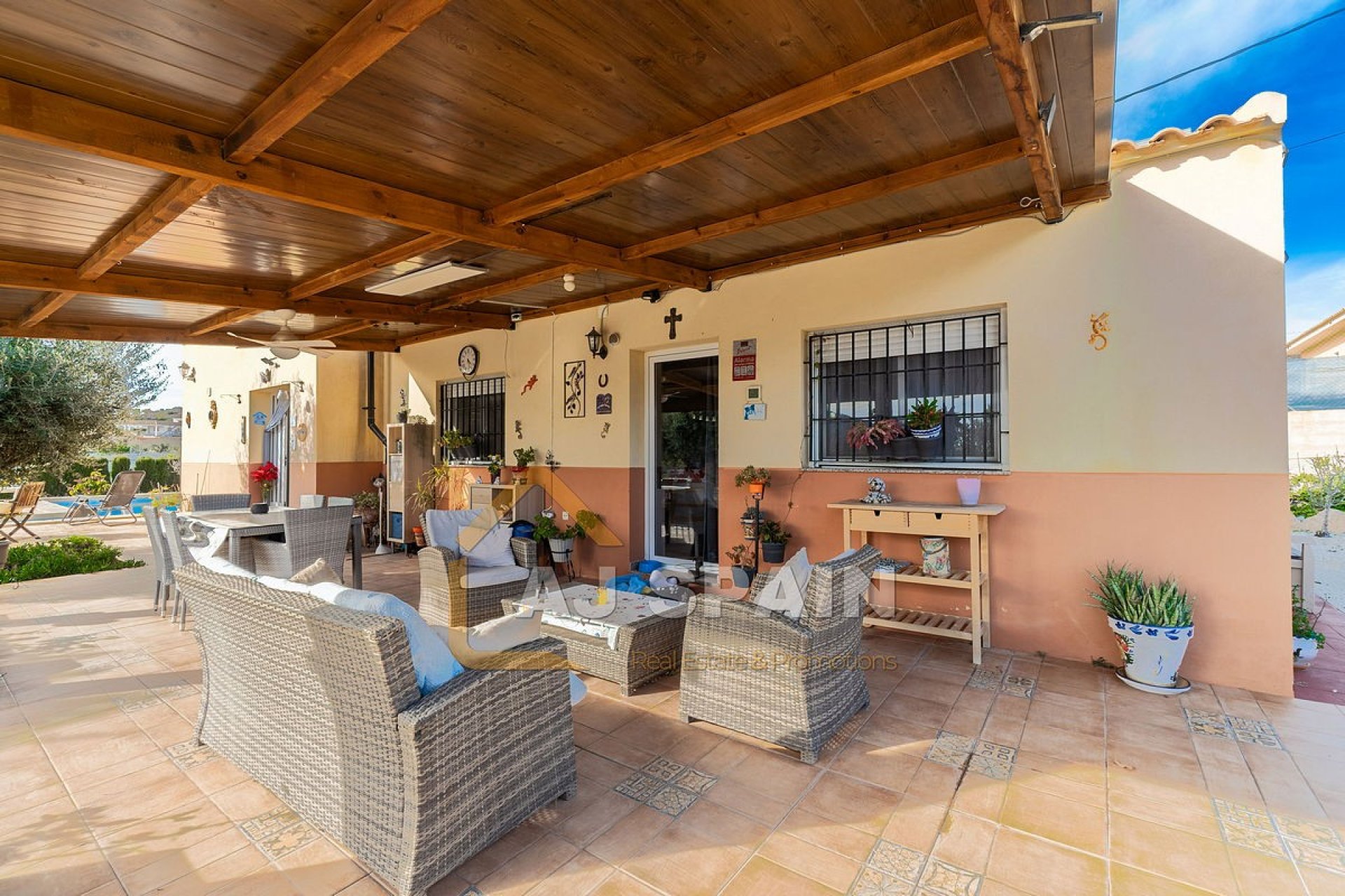 Resale - Country Estate - Fortuna