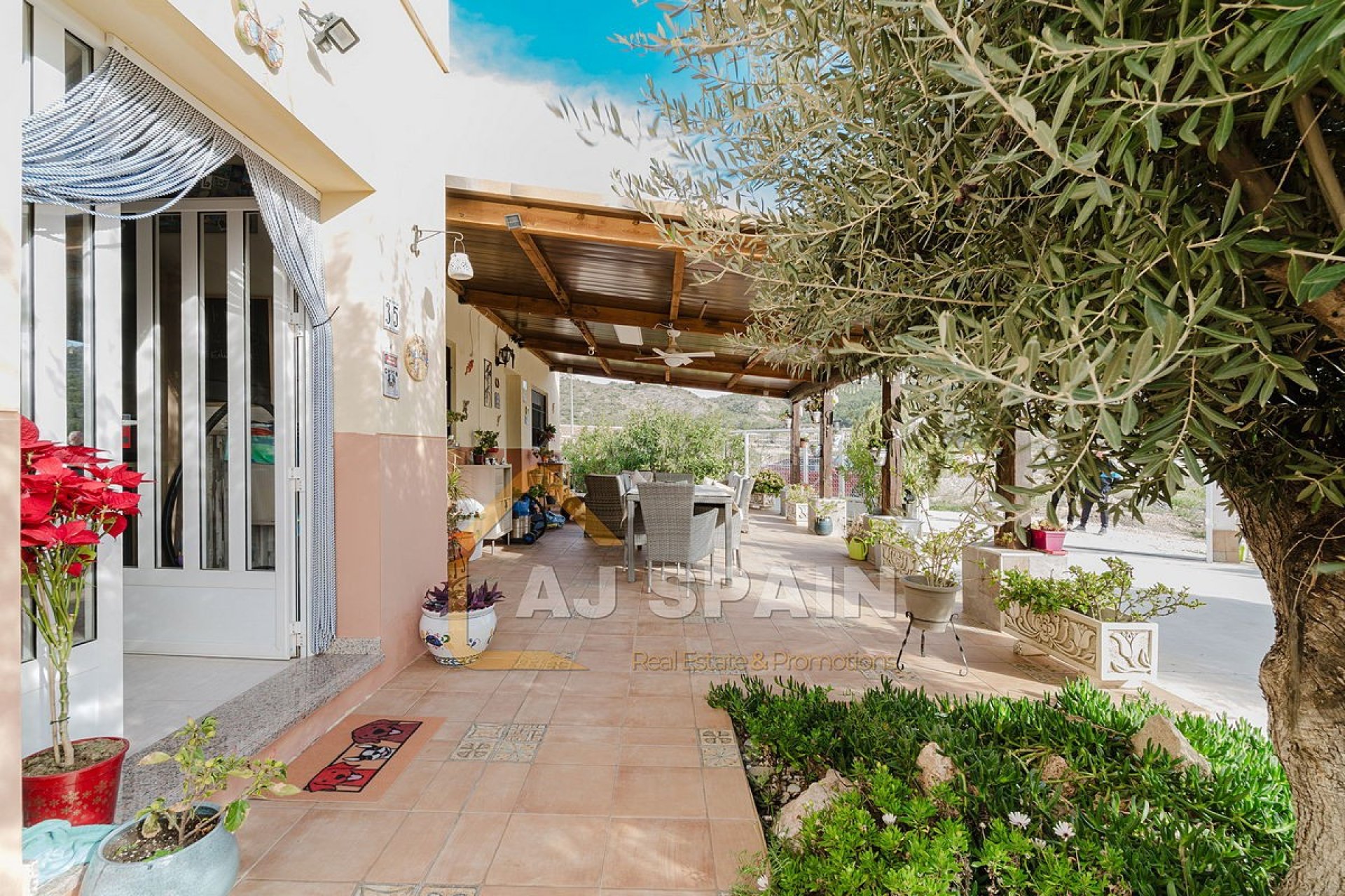 Resale - Country Estate - Fortuna