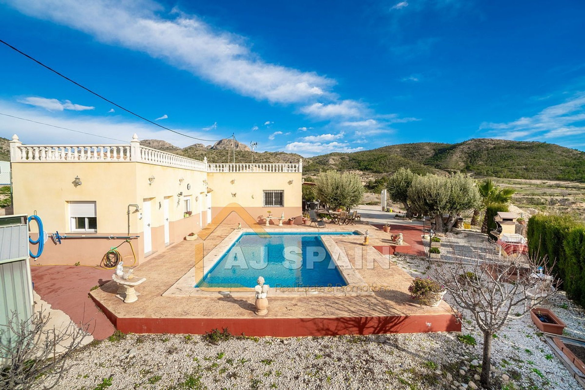 Resale - Country Estate - Fortuna