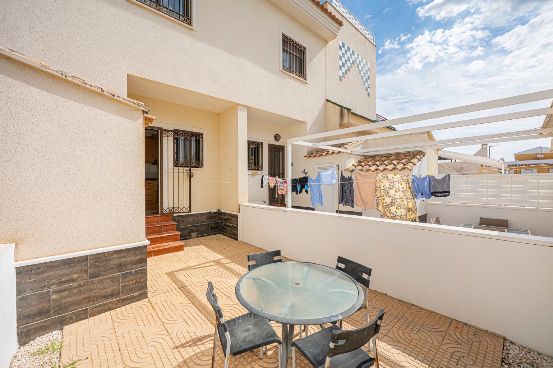 Resale - Semi-detached Villa - Ciudad Quesada - Lo Marabú