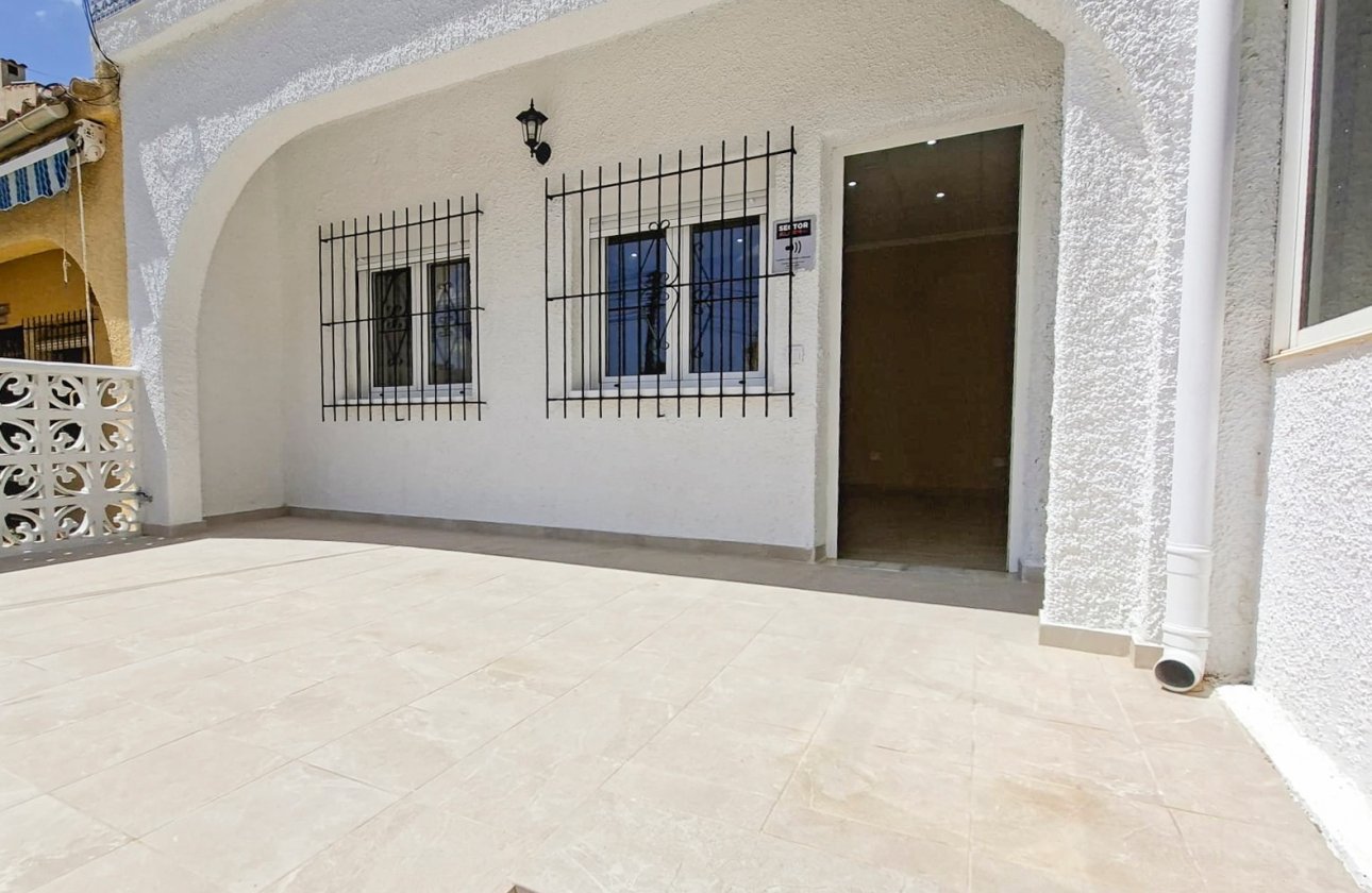 Resale - Semi-detached Villa - San Fulgencio - Urb. La Marina