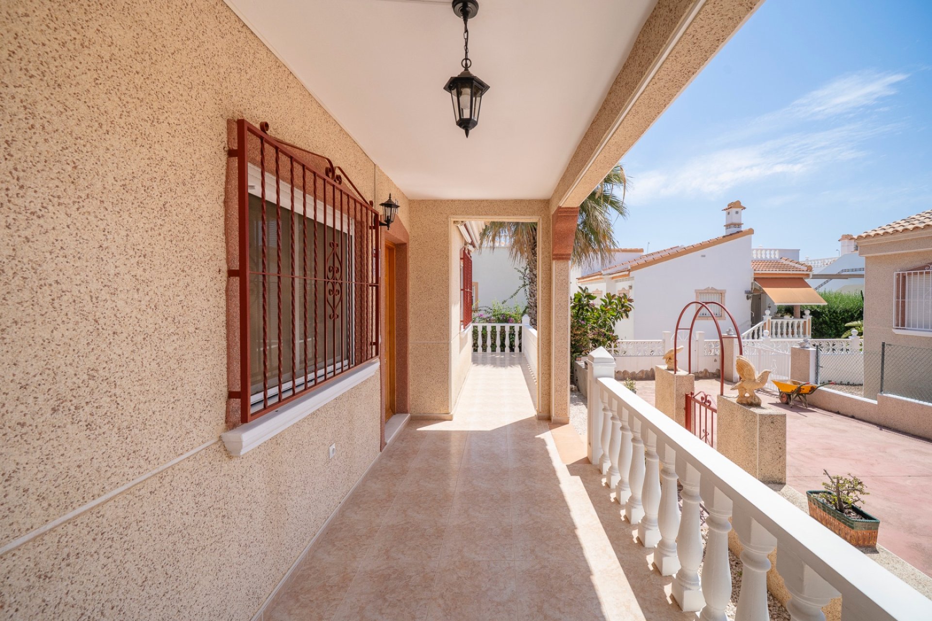 Resale - Villa - Algorfa