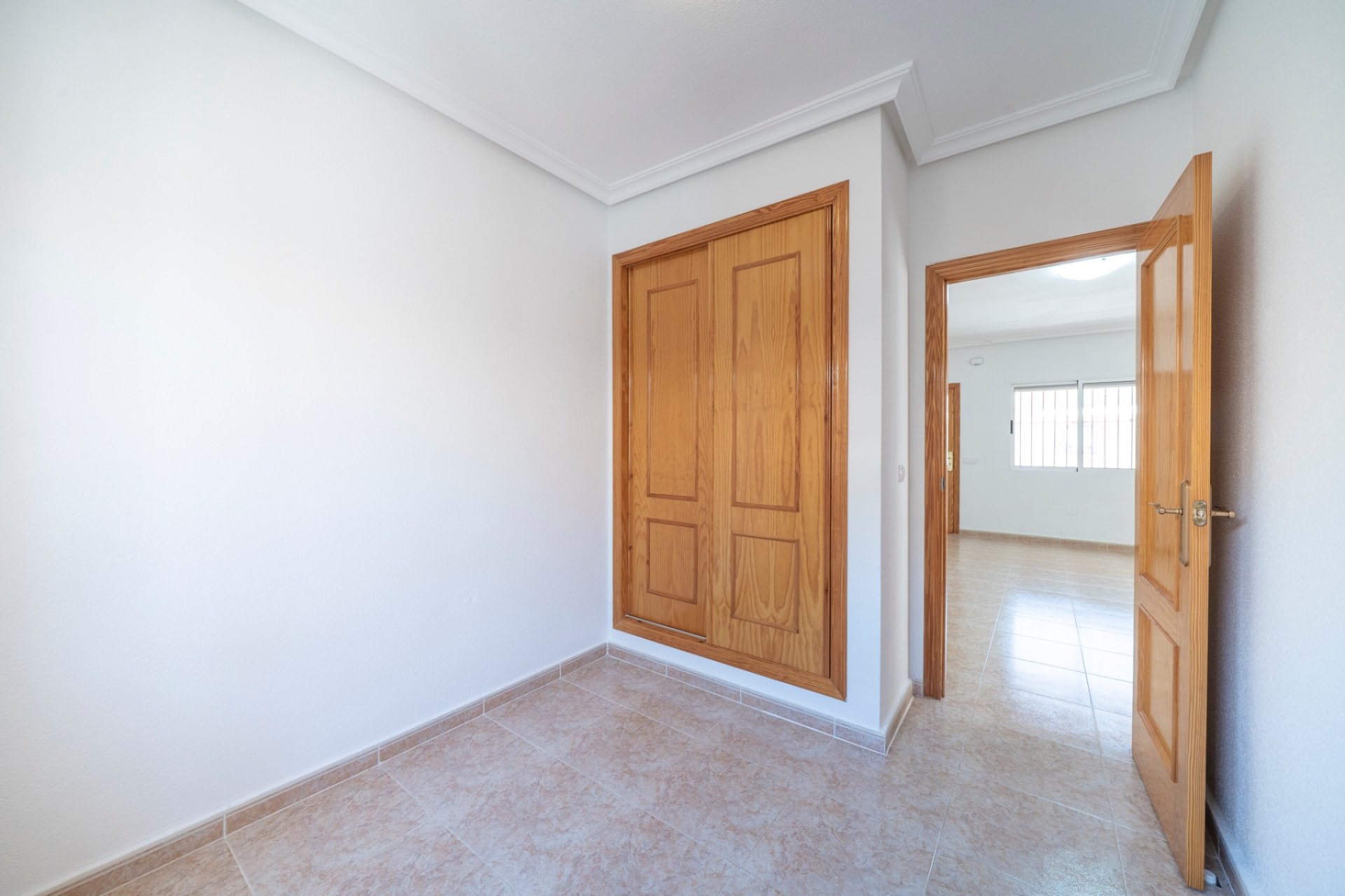 Resale - Villa - Algorfa