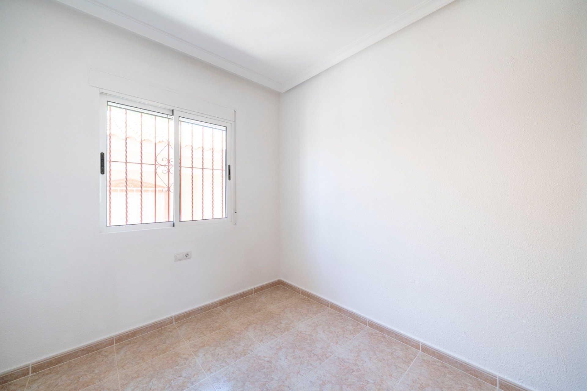 Resale - Villa - Algorfa