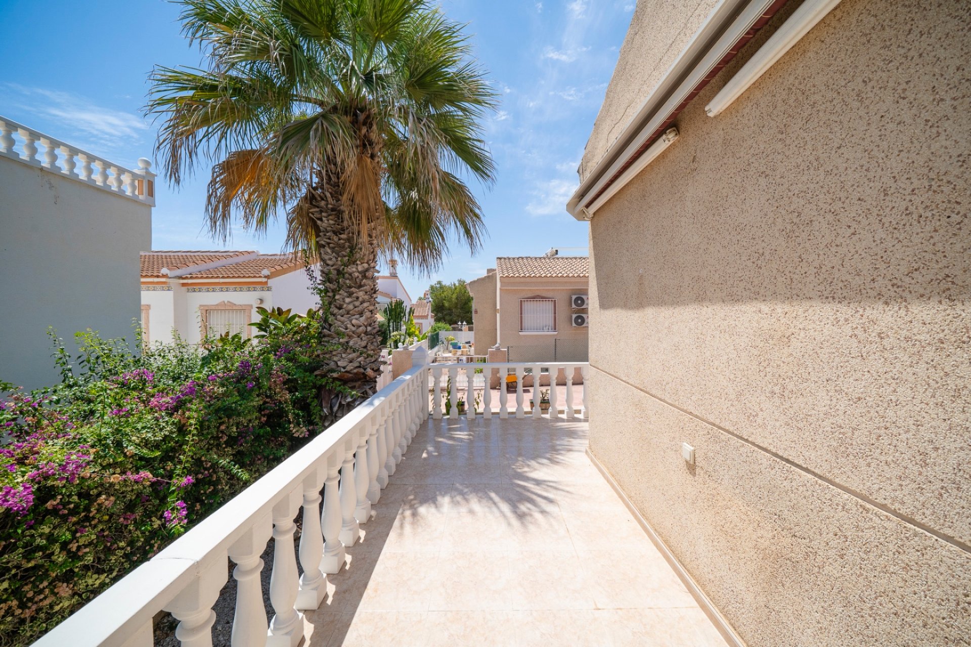 Resale - Villa - Algorfa