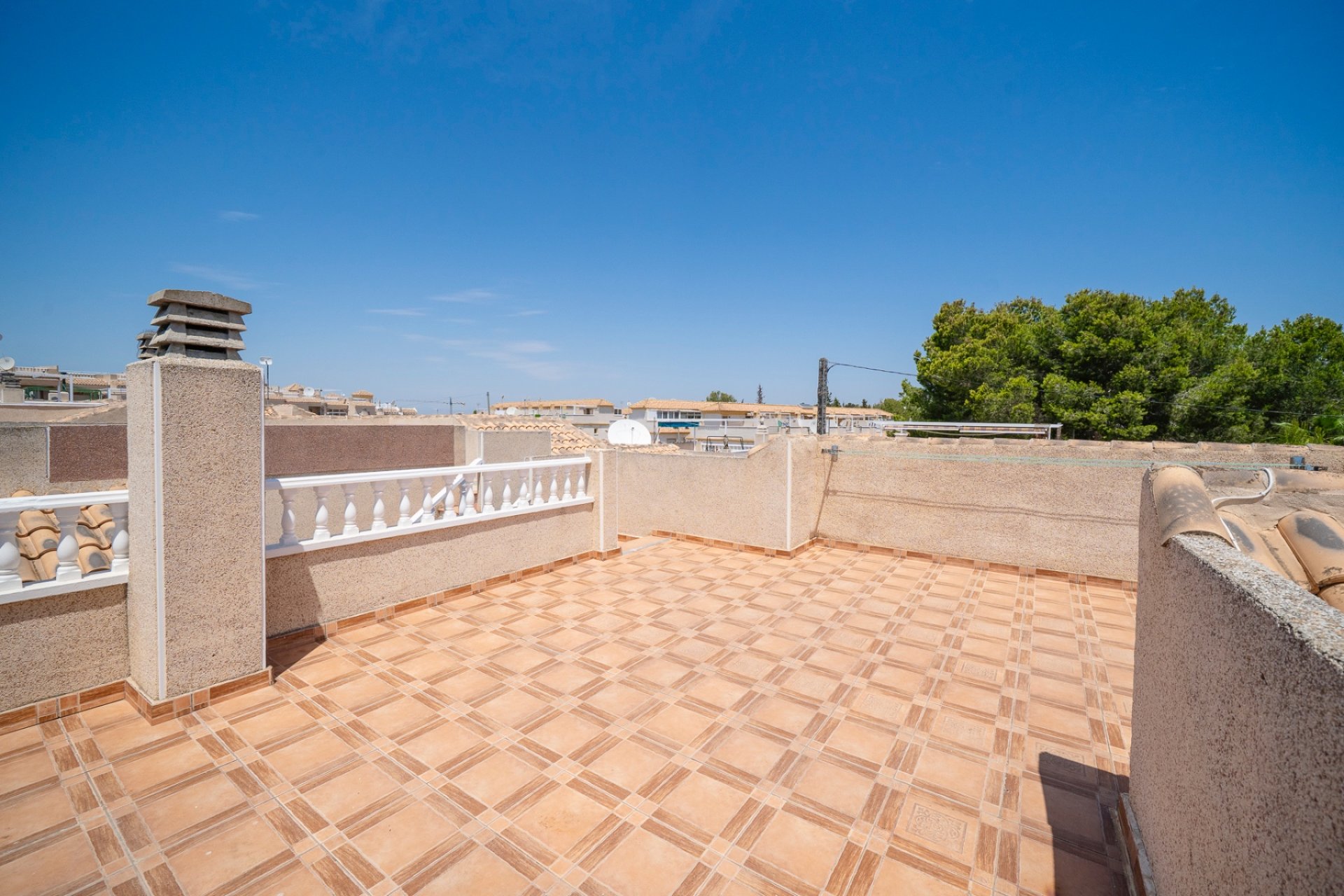 Resale - Villa - Algorfa