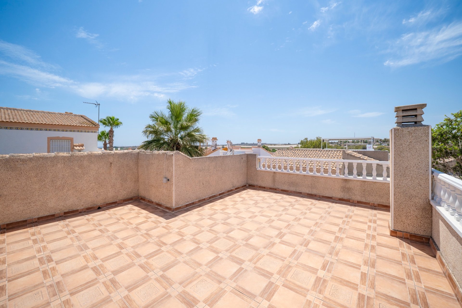 Resale - Villa - Algorfa