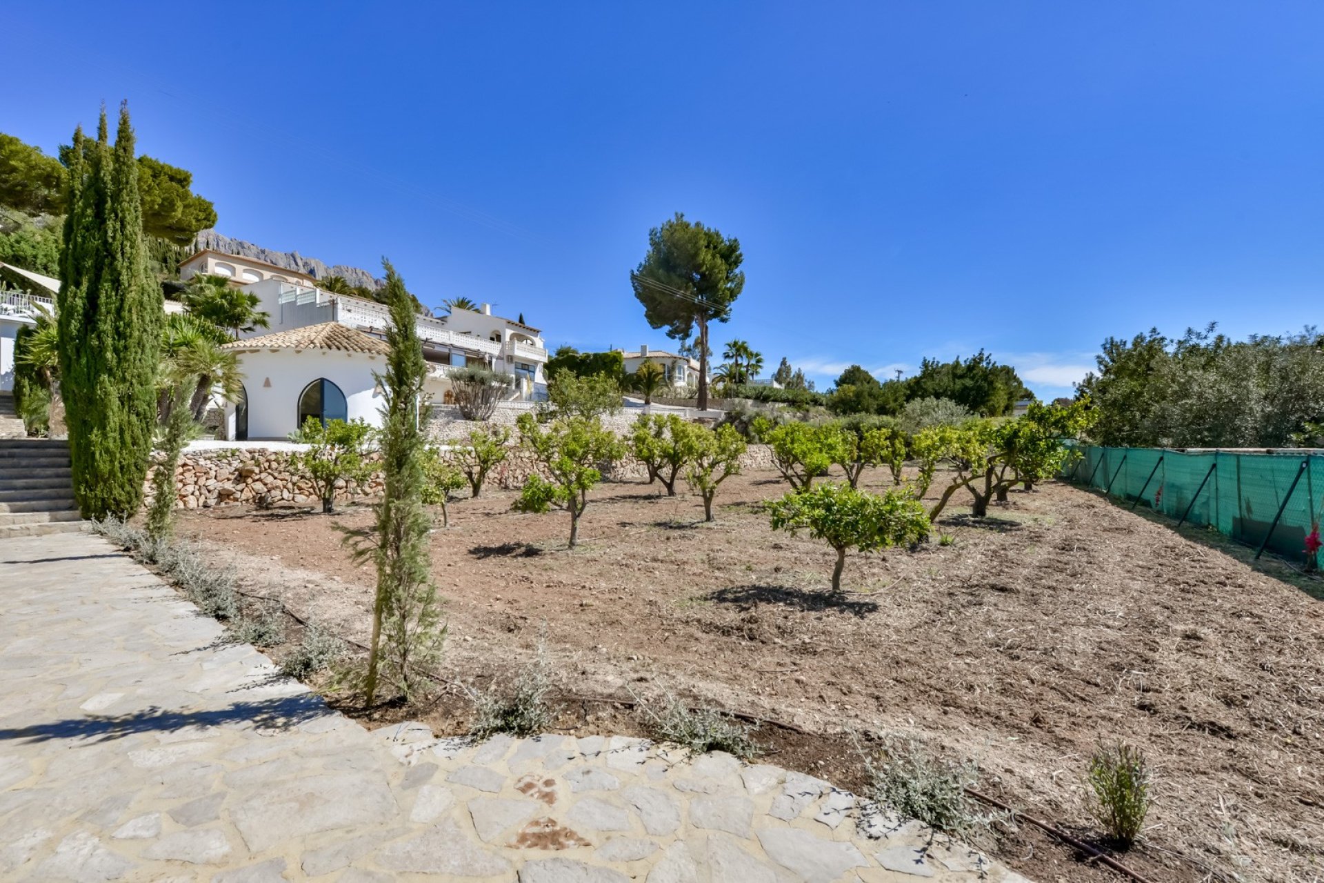 Resale - Villa - Altea