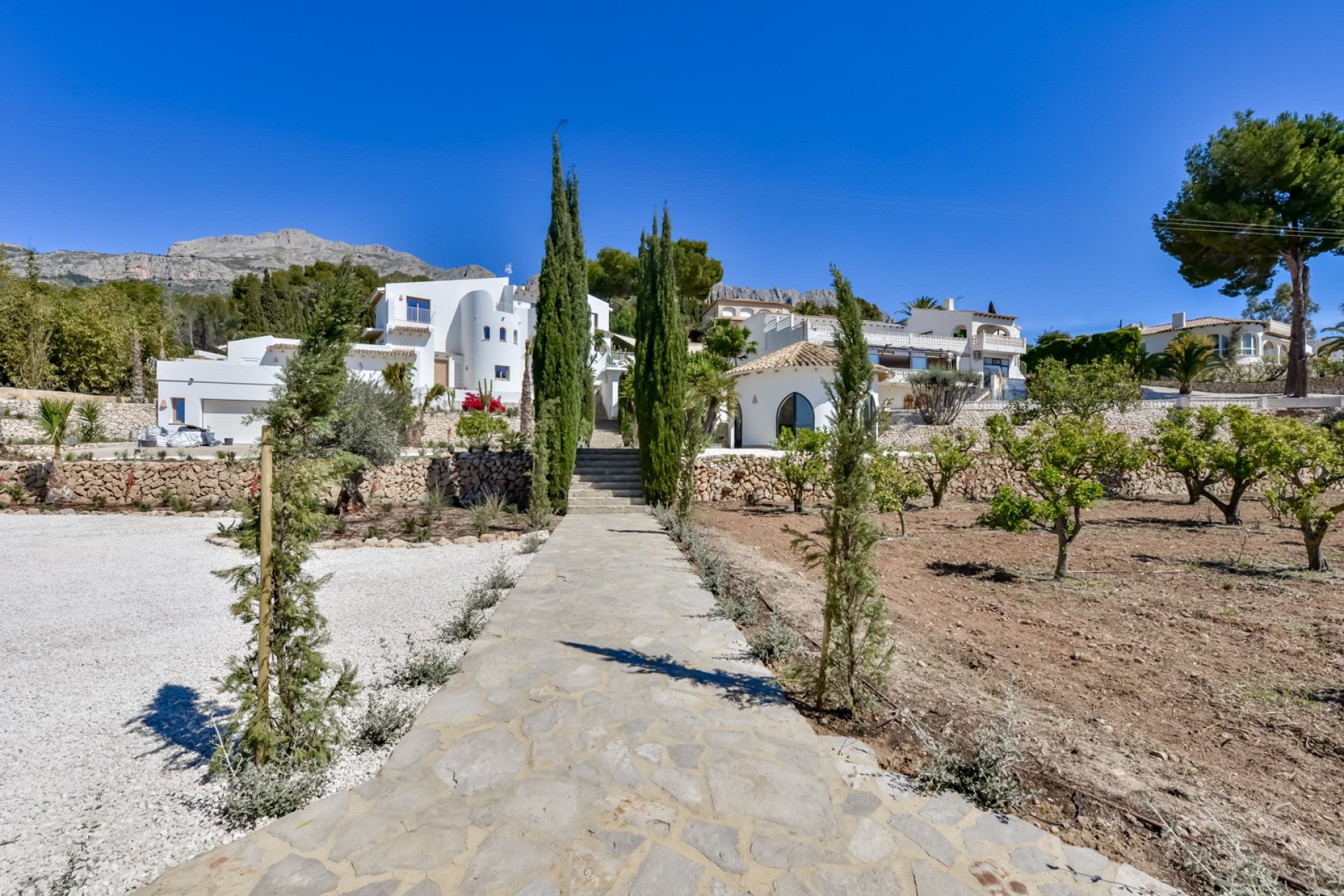 Resale - Villa - Altea