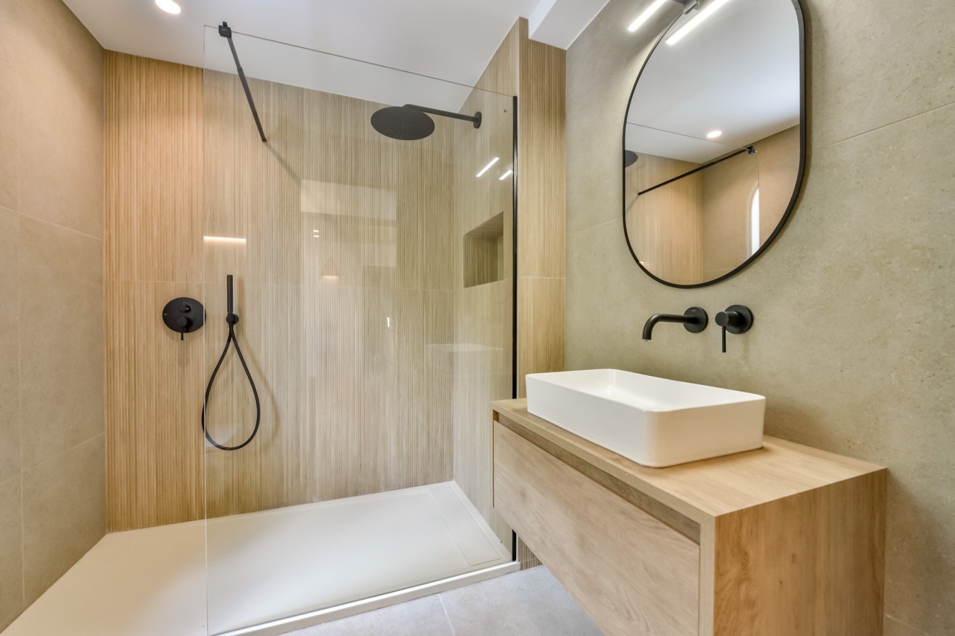 Resale - Villa - Altea