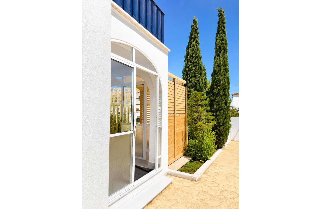 Reventa - Apartamento  - Torrevieja